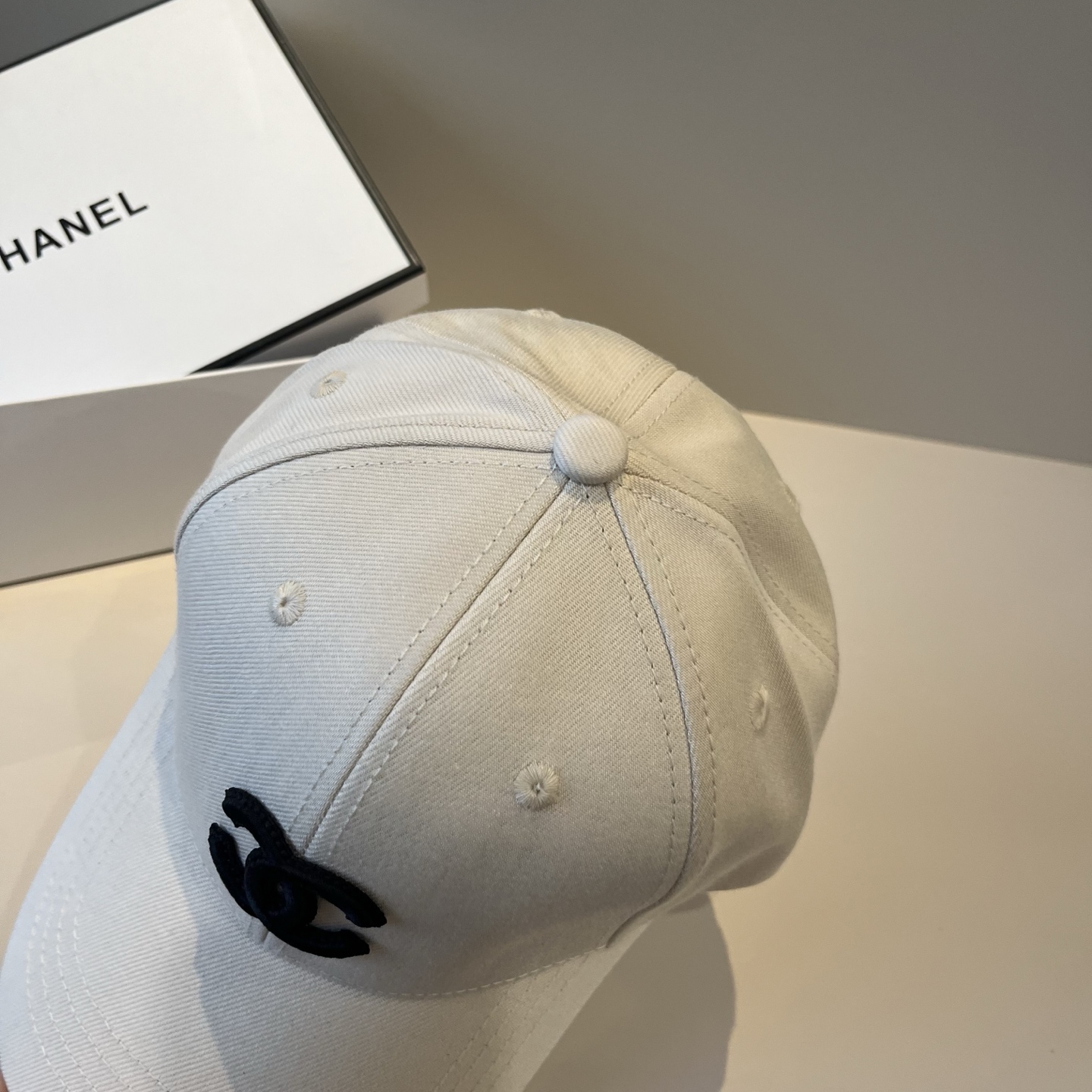 。香奈儿CHANEL 官方新品棒球帽，小香经典简约，时尚休闲设计 跑量新品