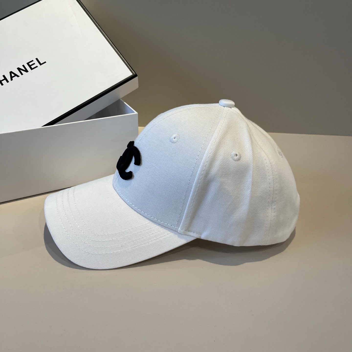 。香奈儿CHANEL 官方新品棒球帽，小香经典简约，时尚休闲设计 跑量新品