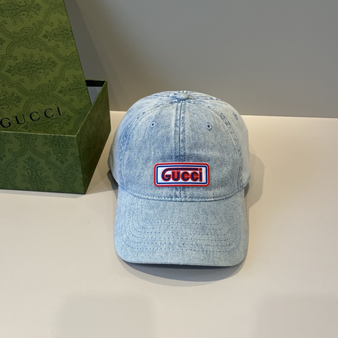NO:356787,The new product of Guchi baseball cap GUCCI official website, baseball cap, original quality is coming, very exquisite craftsmanship, high-end, atmospheric and up-class!  Low-key luxury, easy to carry!  Run volume!  Hat Straw Hat Fisherman Hat Baseball Hat, Hats, Gucci, espadrilles, hats古奇棒球帽GUCCI官网新品,棒球帽,原单品质火爆来袭 工艺非常精美 高档大气上档次！低调奢华,方便携带！跑量！帽子草帽渔夫帽棒球帽,帽子,gucci,espadrilles,hats,hat