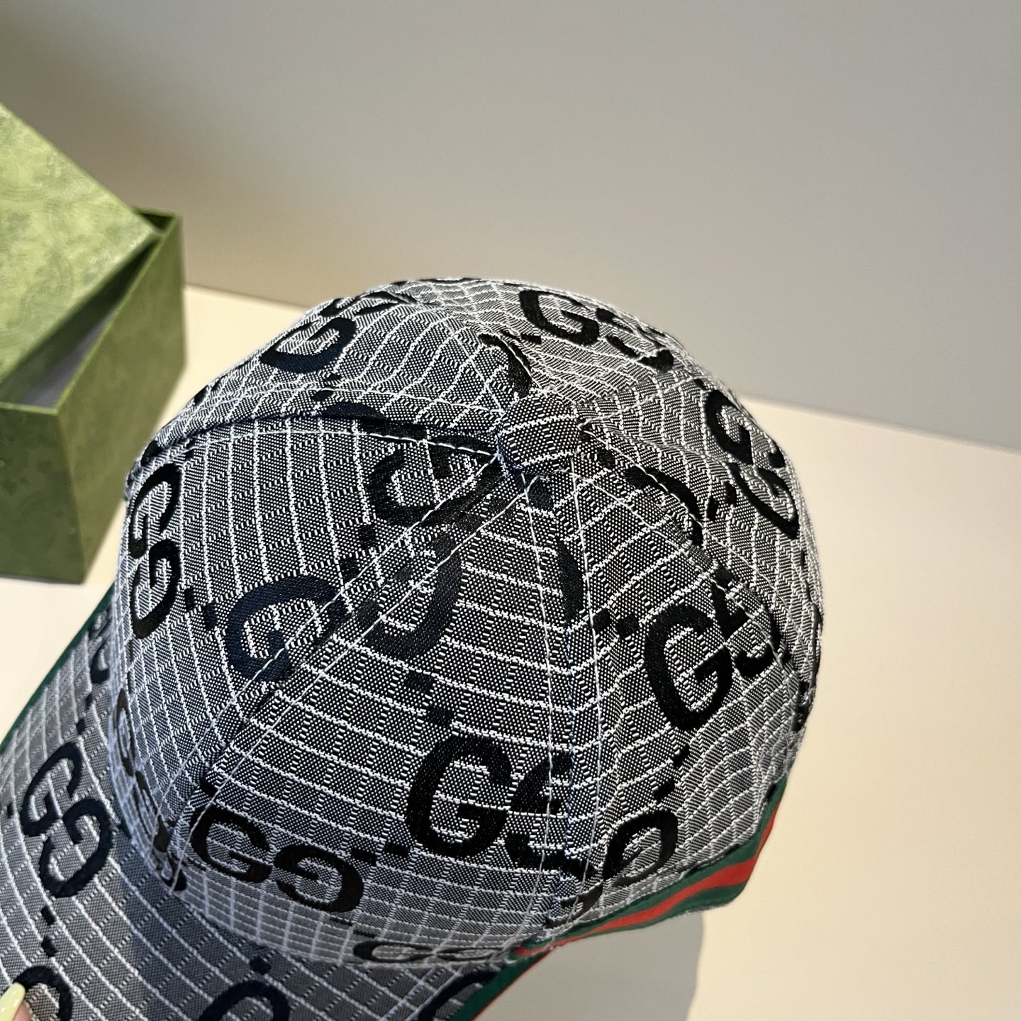  古奇棒球帽♥️GUCCI🧢官网新品，棒球帽，原单品质火爆来袭 。🎩 工艺非常精美 高档大气上档次！低调