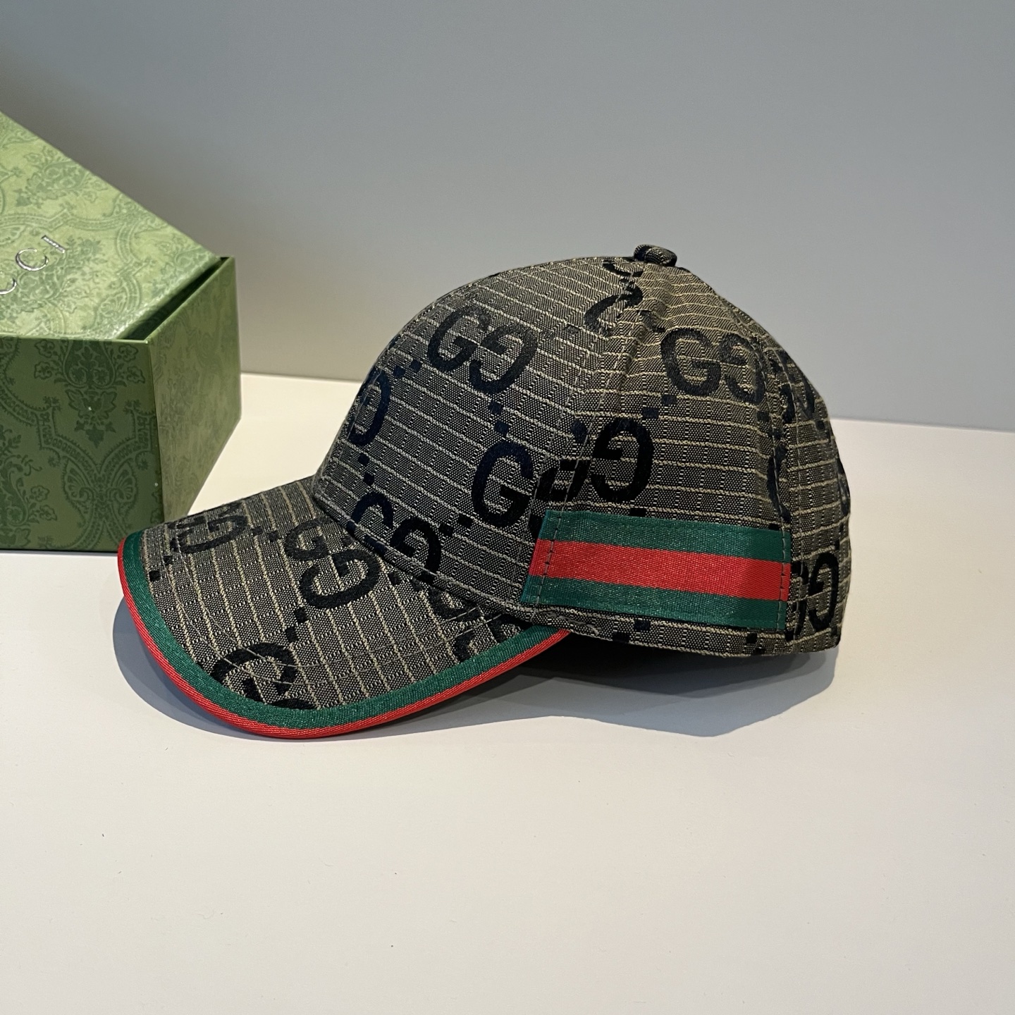  古奇棒球帽♥️GUCCI🧢官网新品，棒球帽，原单品质火爆来袭 。🎩 工艺非常精美 高档大气上档次！低调