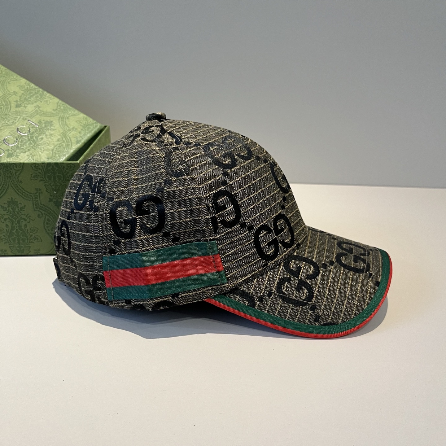  古奇棒球帽♥️GUCCI🧢官网新品，棒球帽，原单品质火爆来袭 。🎩 工艺非常精美 高档大气上档次！低调