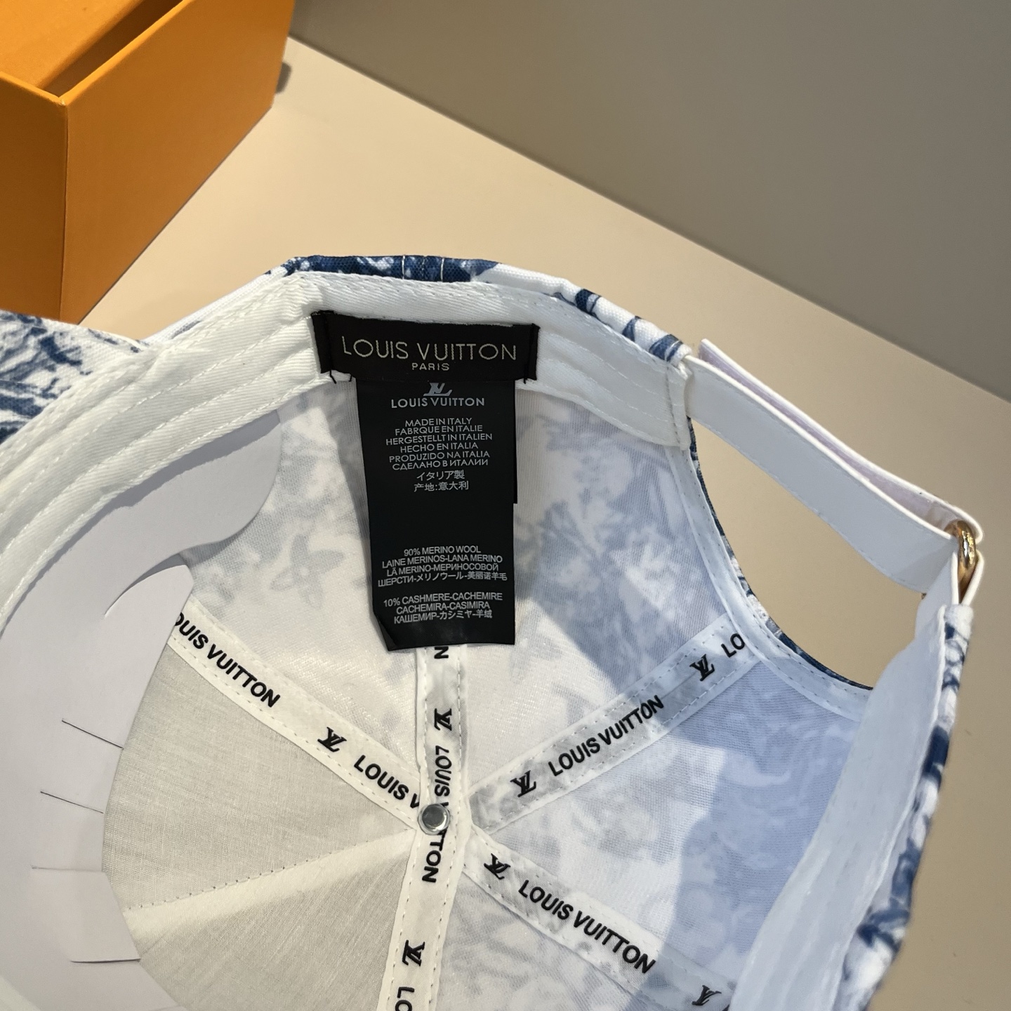 🧢路易威登棒球帽 LouisVuitton😍新款LV棒球帽，重工打造♥️高端大气，百搭款🤗男女通用！跑量