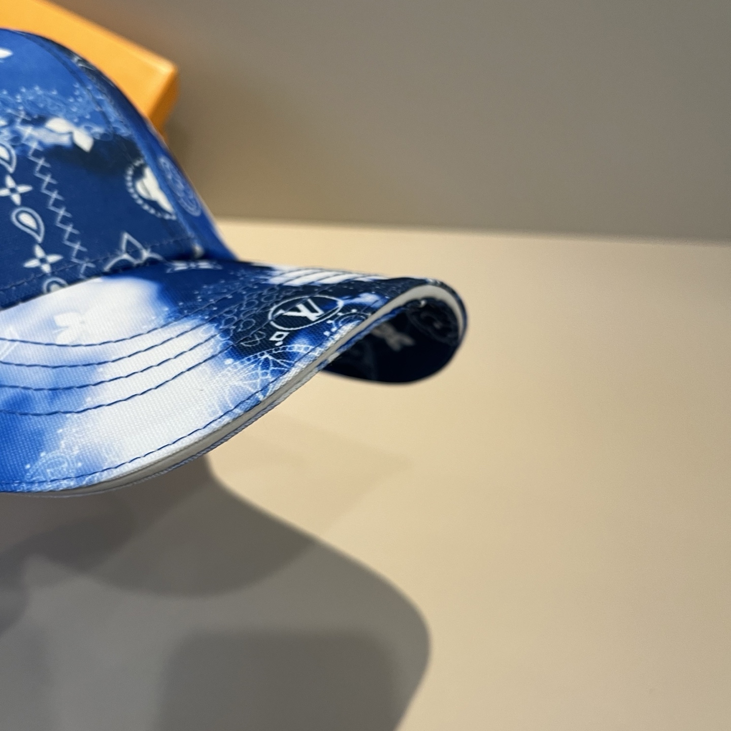 🧢路易威登棒球帽 LouisVuitton😍新款LV棒球帽，重工打造♥️高端大气，百搭款🤗男女通用！跑量