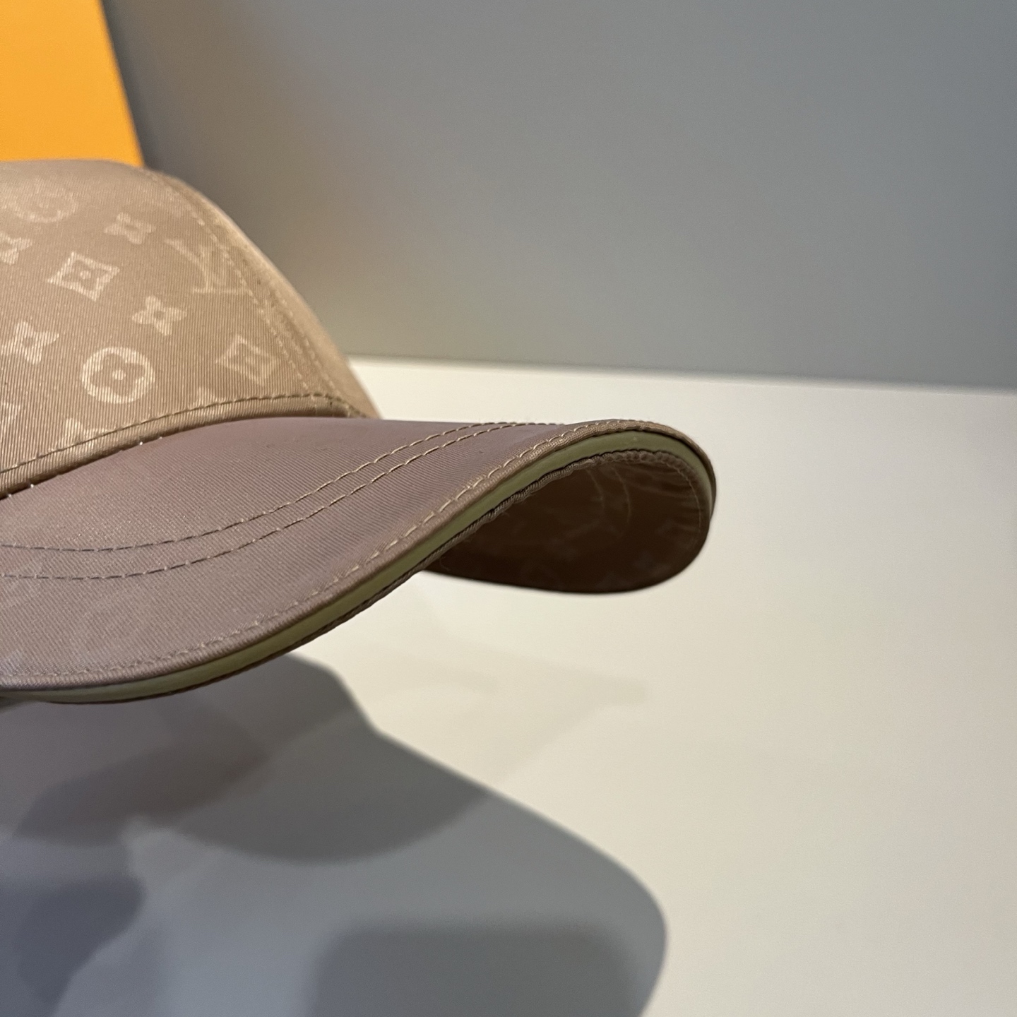 🧢路易威登棒球帽 LouisVuitton😍新款LV棒球帽，重工打造♥️高端大气，百搭款🤗男女通用！跑量