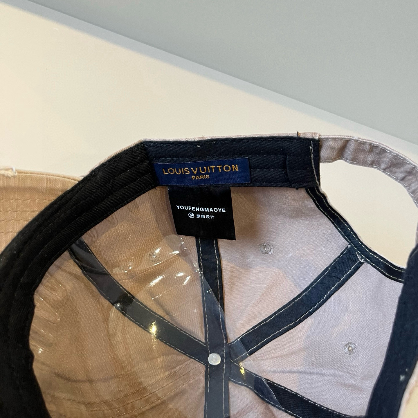 🧢路易威登棒球帽 LouisVuitton😍新款LV棒球帽，重工打造♥️高端大气，百搭款🤗男女通用！跑量