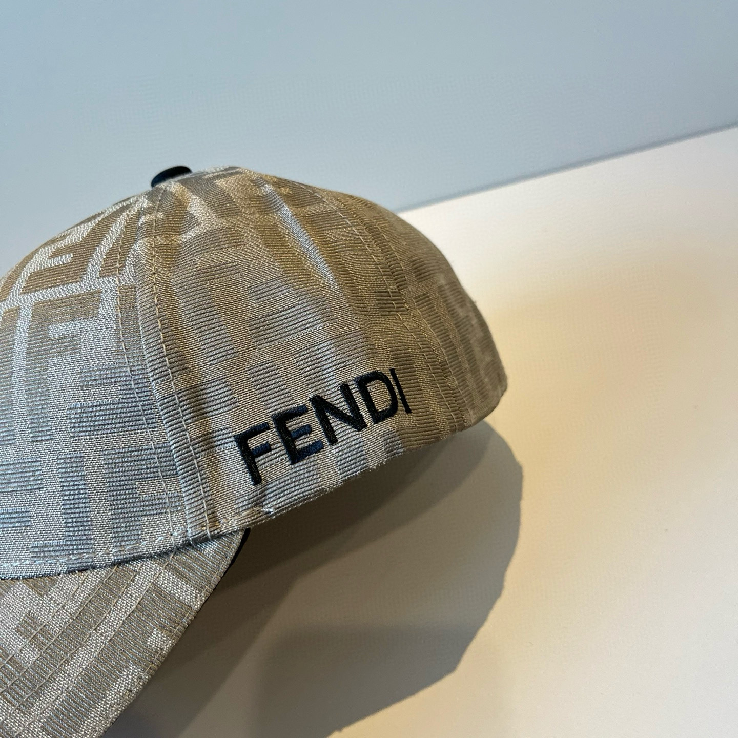  FENDI芬迪 老花系列棒球帽🧢 经典FF中古单品，气质穿搭单品，质量杠杠👍