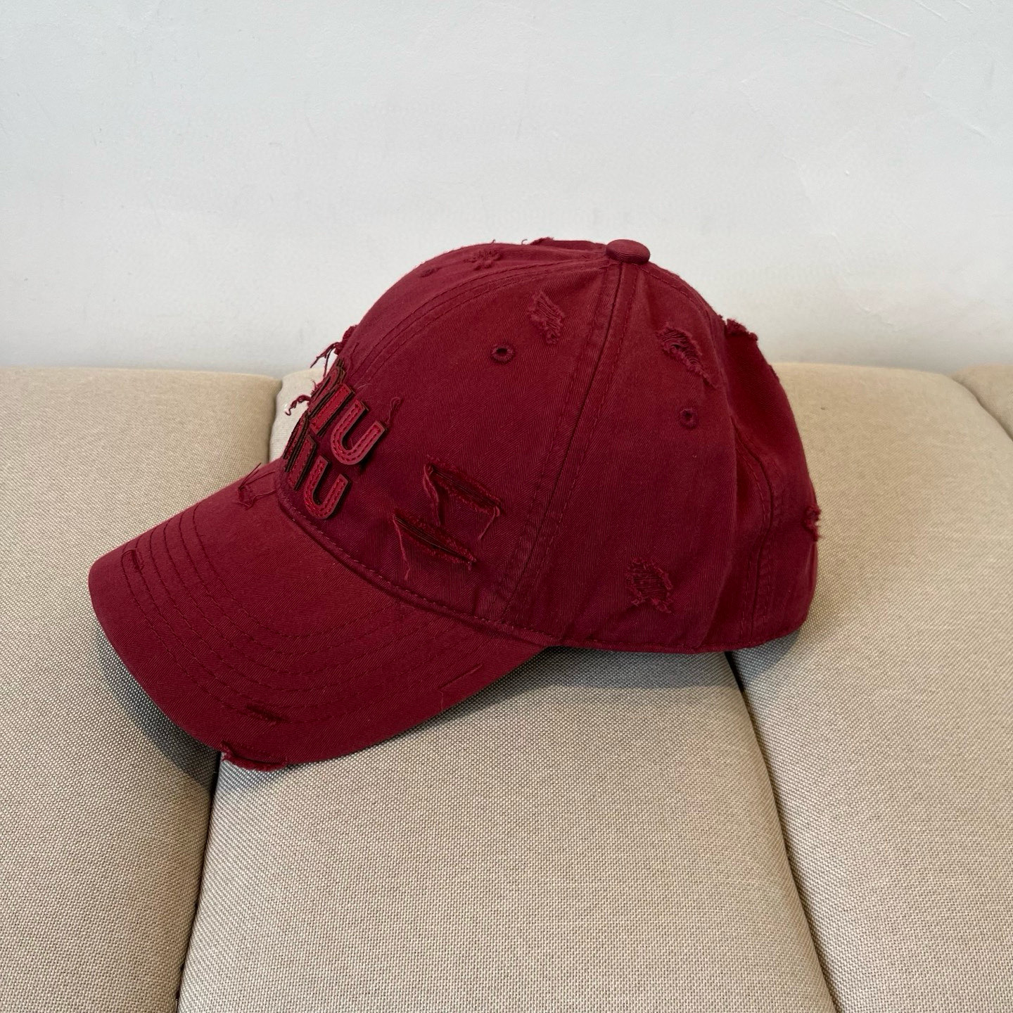  谬谬miumiu 原单春夏新款棒球帽，正品开模订制，原版做工细致质量超赞！