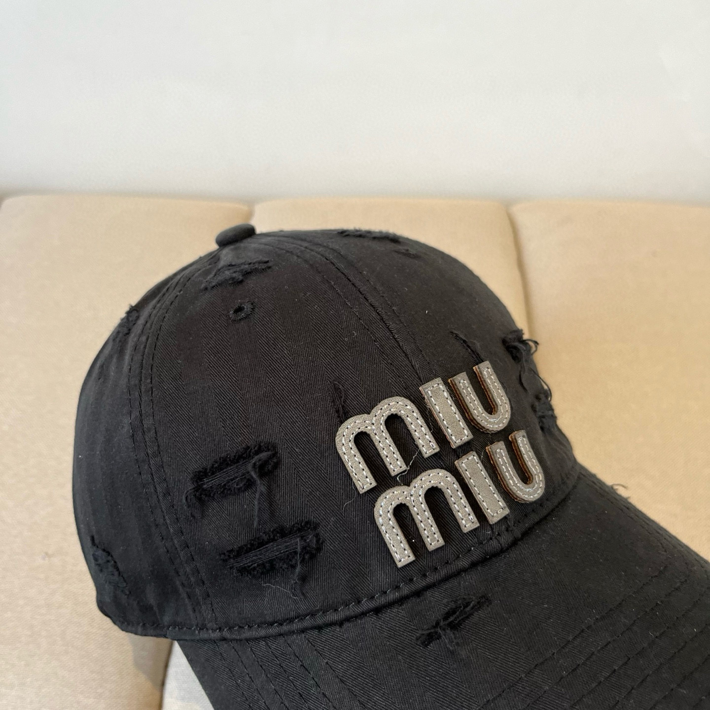  谬谬miumiu 原单春夏新款棒球帽，正品开模订制，原版做工细致质量超赞！