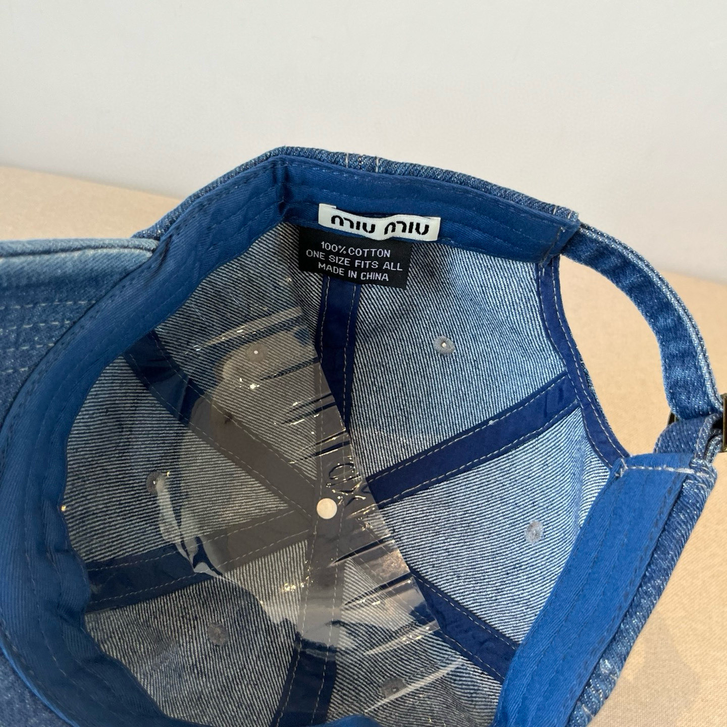  谬谬miumiu 原单春夏新款棒球帽，正品开模订制，原版做工细致质量超赞！