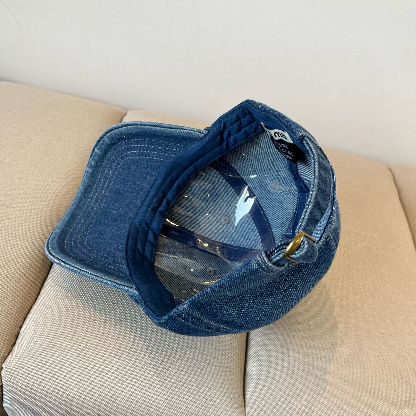  谬谬miumiu 原单春夏新款棒球帽，正品开模订制，原版做工细致质量超赞！