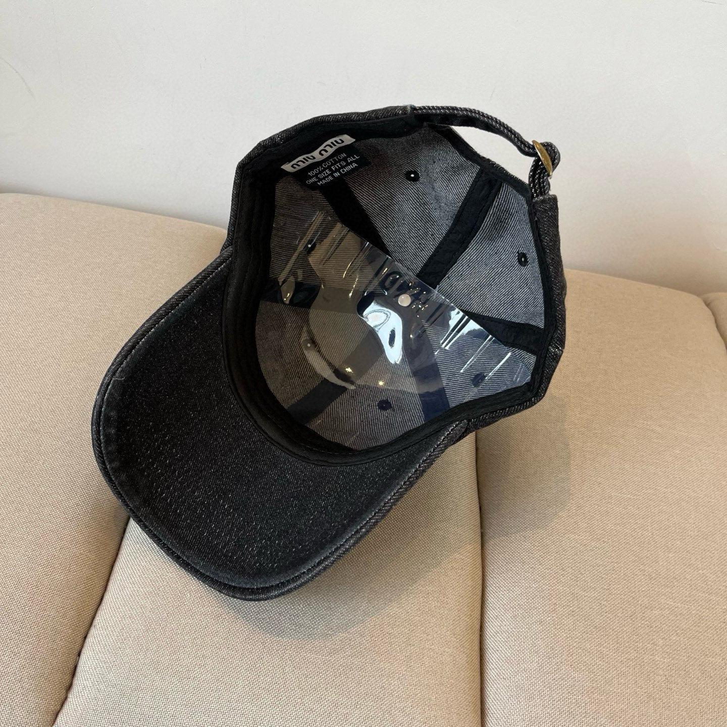  谬谬miumiu 原单春夏新款棒球帽，正品开模订制，原版做工细致质量超赞！