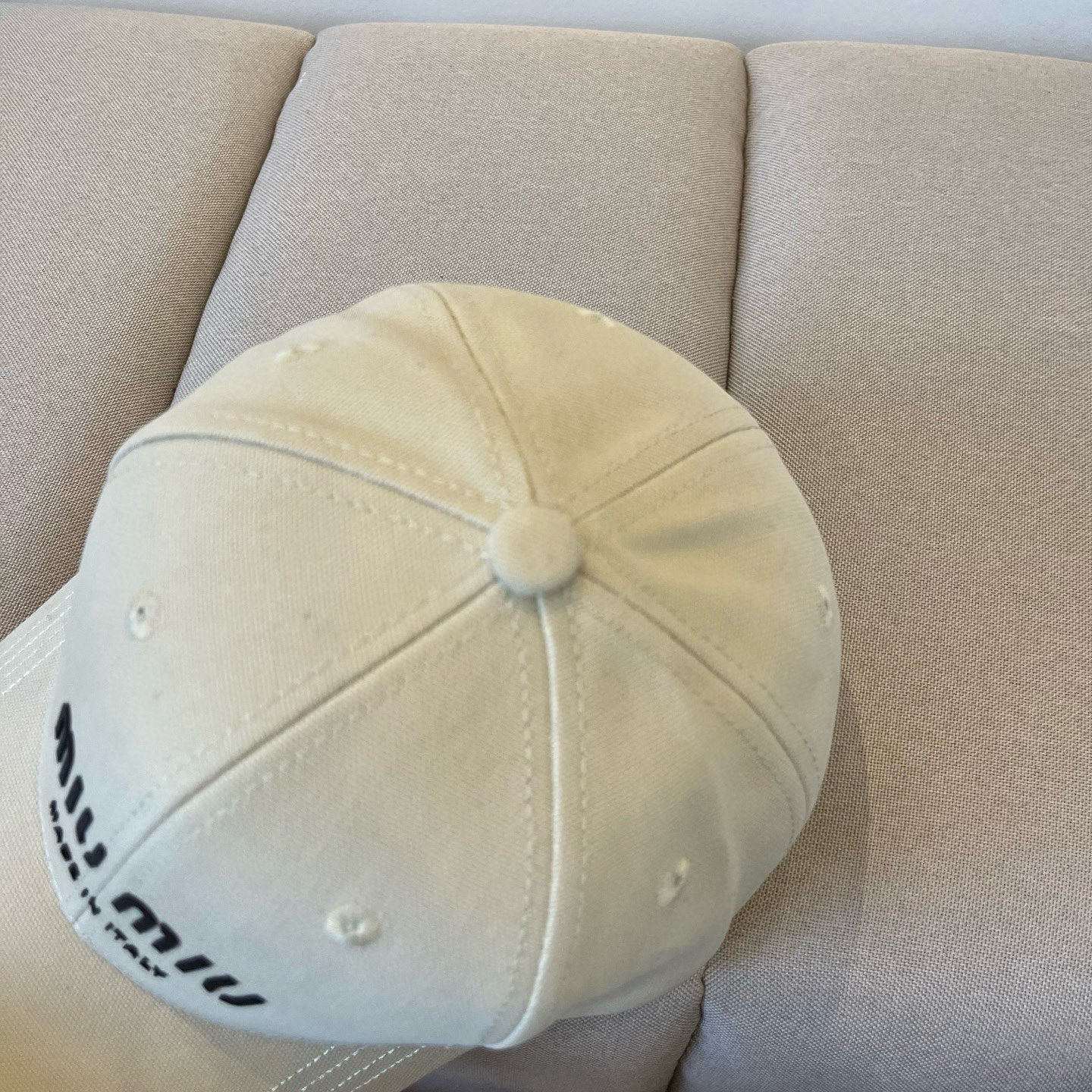  谬谬miumiu 原单春夏新款棒球帽，正品开模订制，原版做工细致质量超赞！