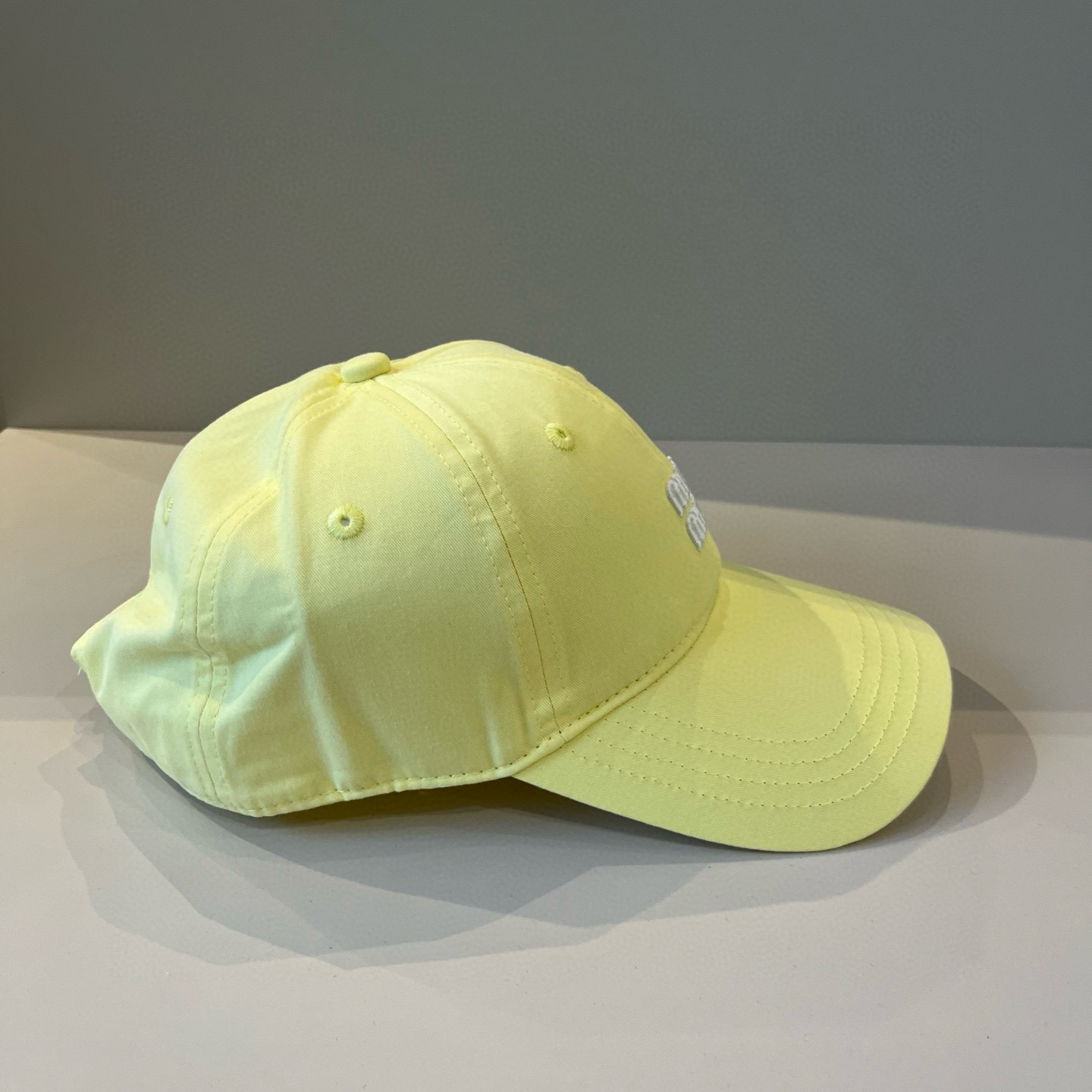  谬谬miumiu 原单春夏新款棒球帽，正品开模订制，原版做工细致质量超赞！