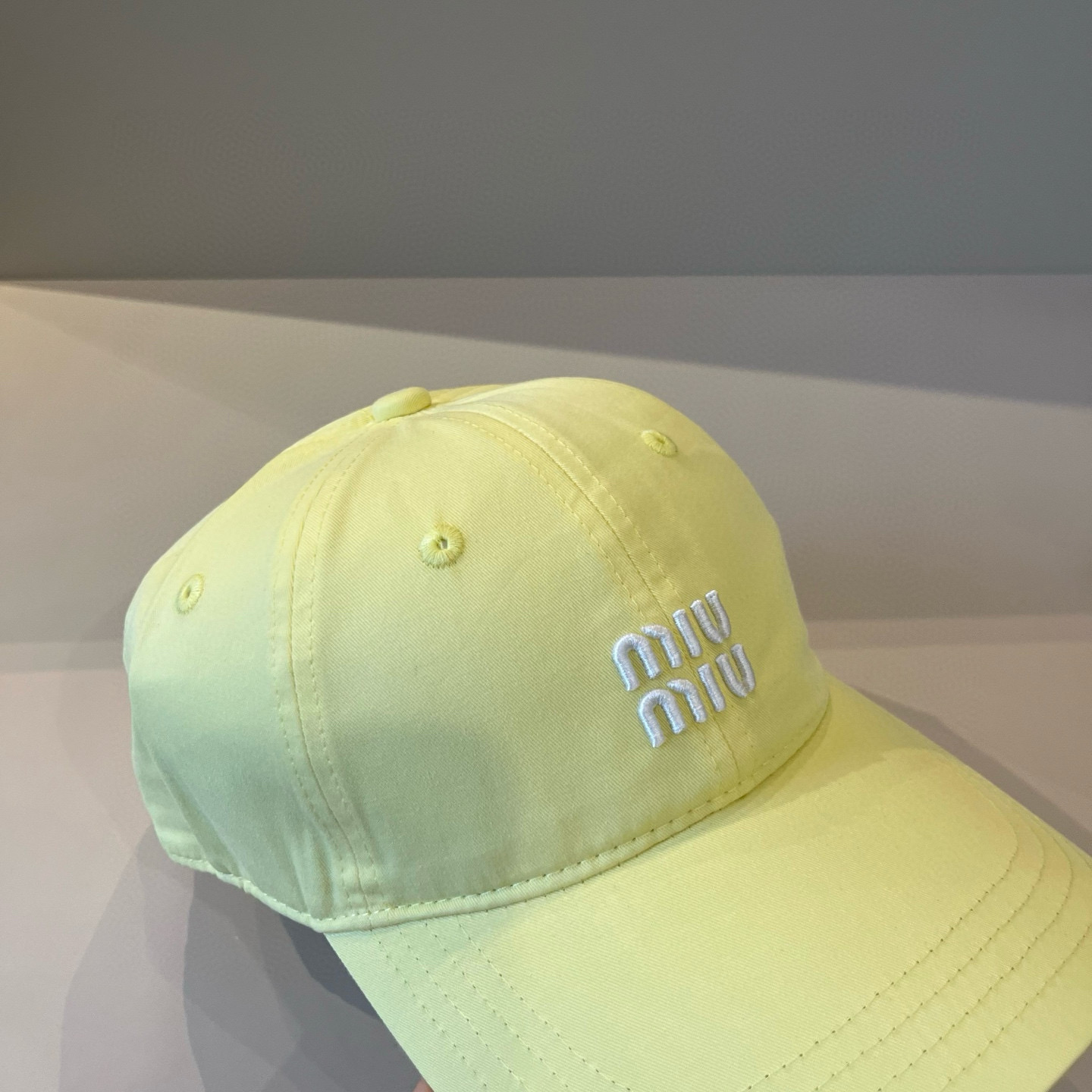  谬谬miumiu 原单春夏新款棒球帽，正品开模订制，原版做工细致质量超赞！