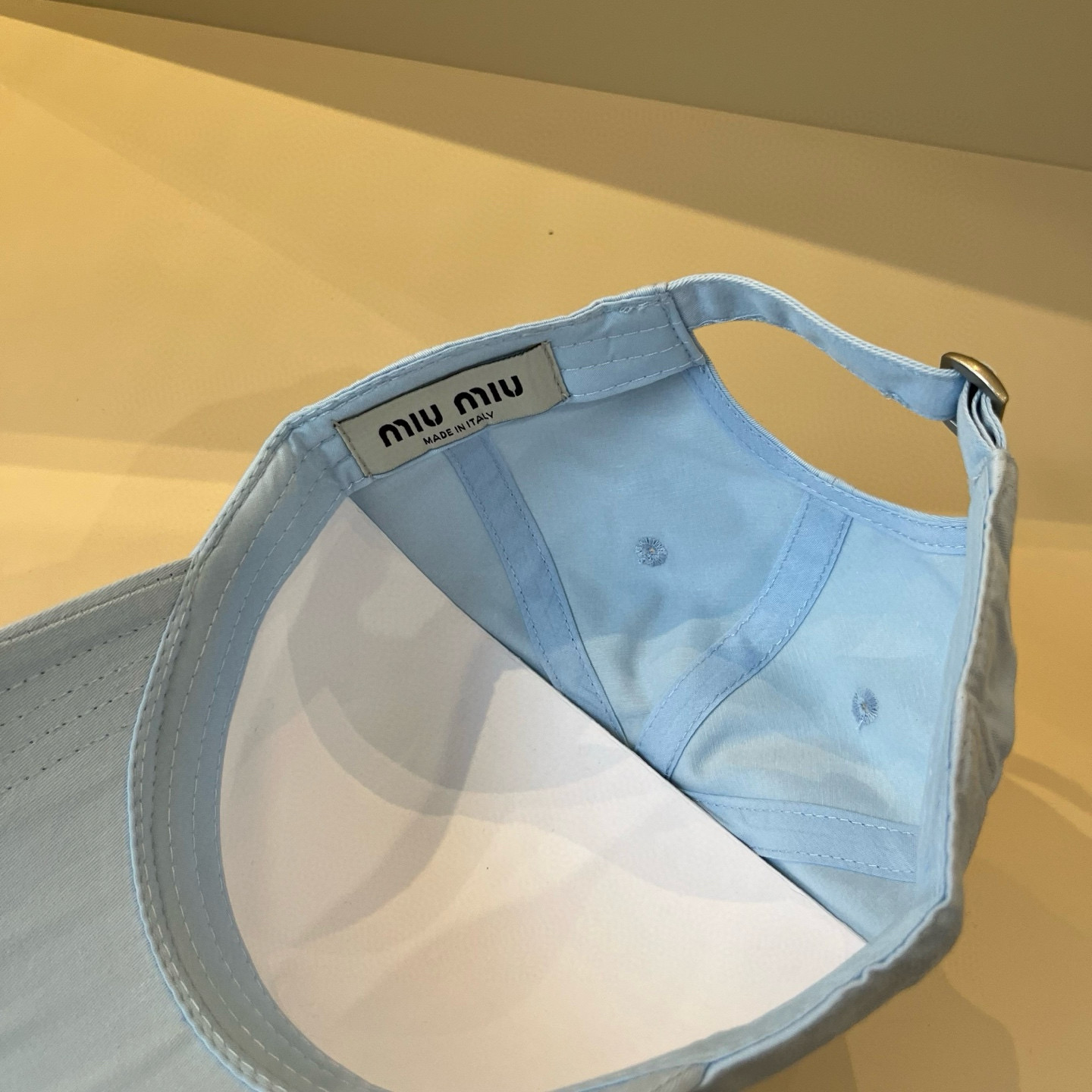  谬谬miumiu 原单春夏新款棒球帽，正品开模订制，原版做工细致质量超赞！