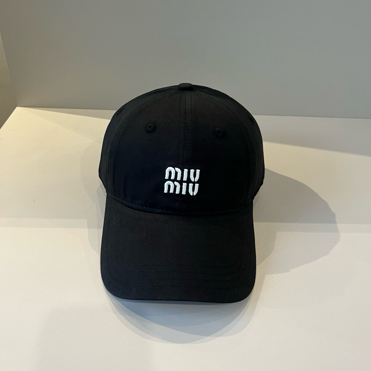  谬谬miumiu 原单春夏新款棒球帽，正品开模订制，原版做工细致质量超赞！