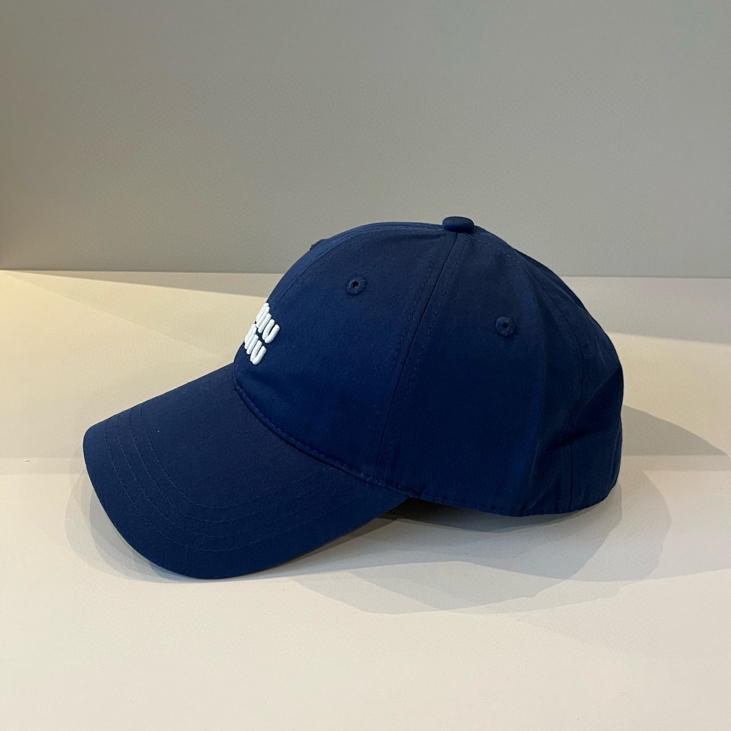  谬谬miumiu 原单春夏新款棒球帽，正品开模订制，原版做工细致质量超赞！