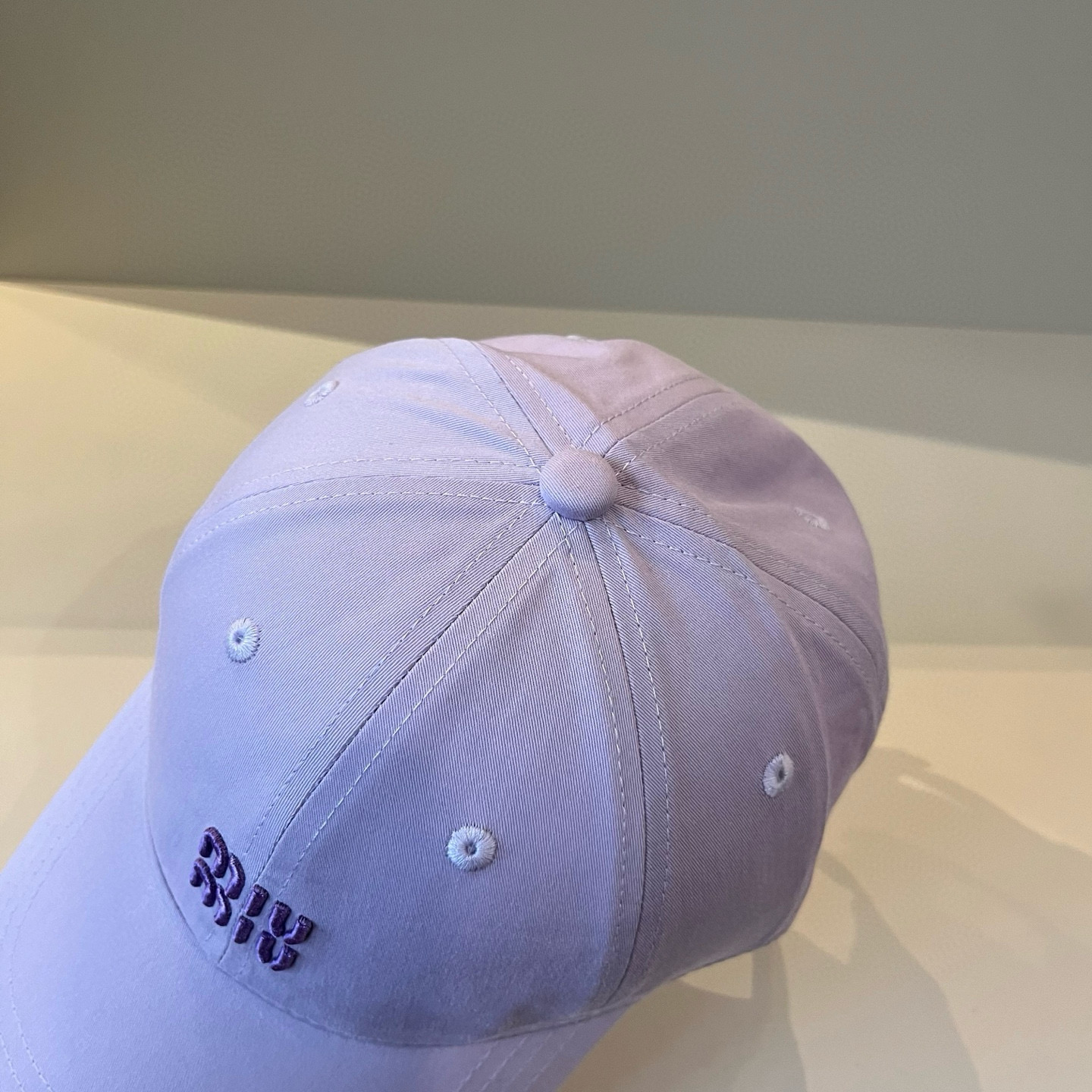  谬谬miumiu 原单春夏新款棒球帽，正品开模订制，原版做工细致质量超赞！