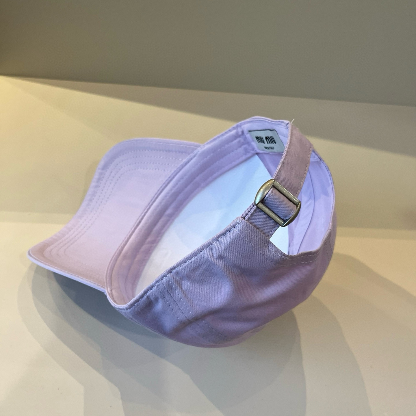  谬谬miumiu 原单春夏新款棒球帽，正品开模订制，原版做工细致质量超赞！