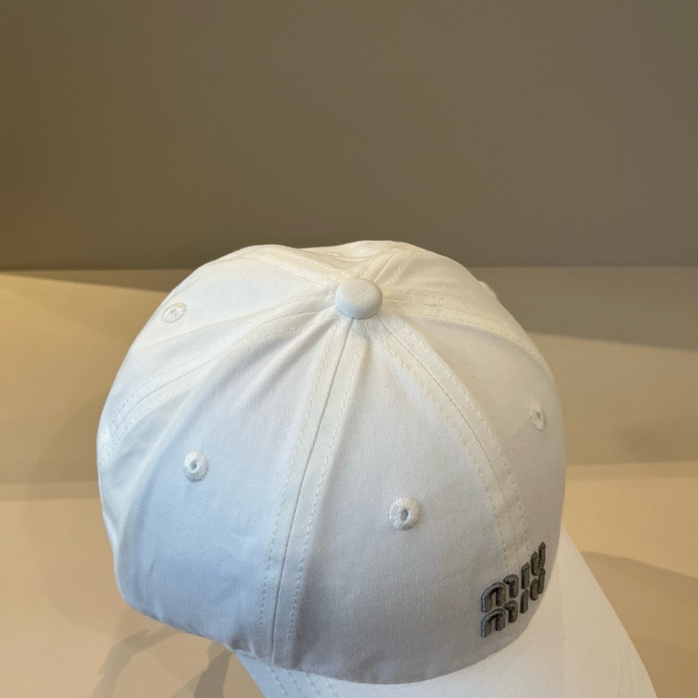  谬谬miumiu 原单春夏新款棒球帽，正品开模订制，原版做工细致质量超赞！