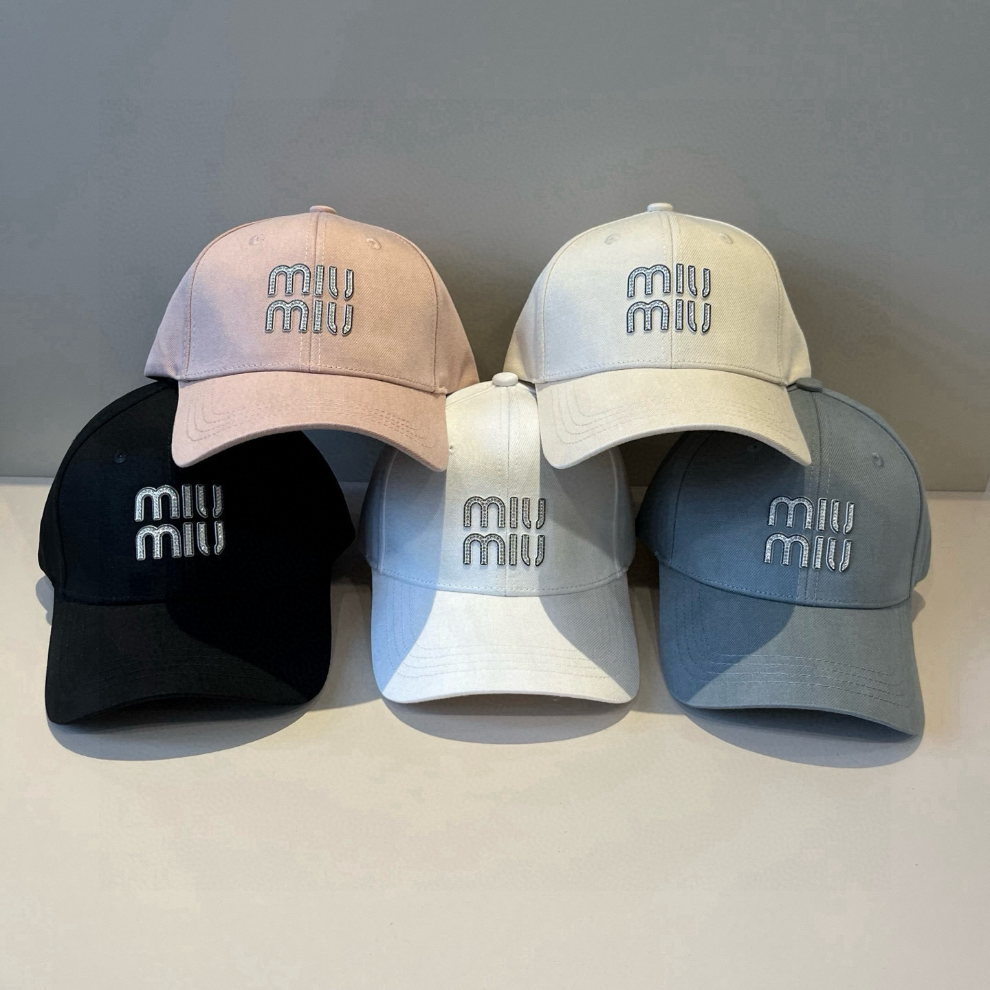  谬谬miumiu 原单春夏新款棒球帽，正品开模订制，原版做工细致质量超赞！