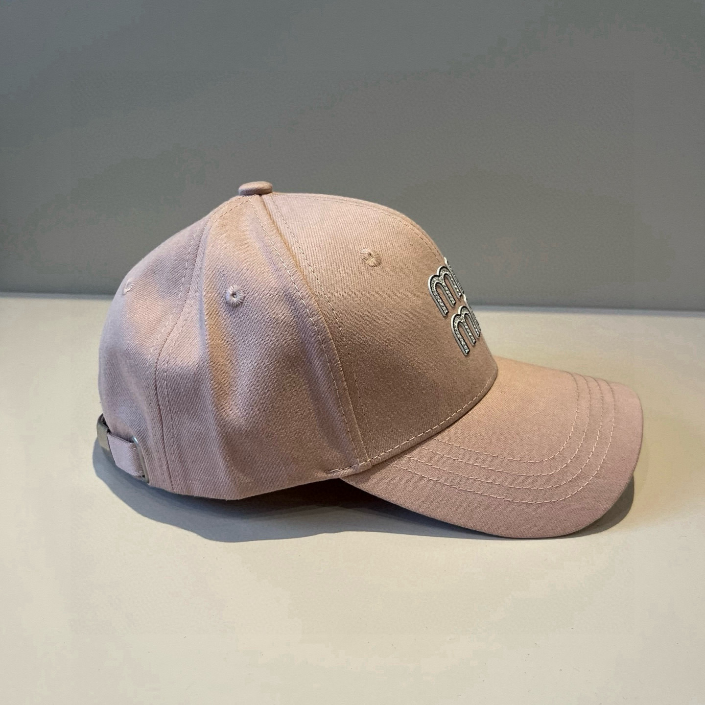  谬谬miumiu 原单春夏新款棒球帽，正品开模订制，原版做工细致质量超赞！