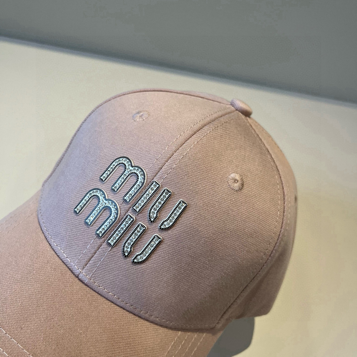  谬谬miumiu 原单春夏新款棒球帽，正品开模订制，原版做工细致质量超赞！