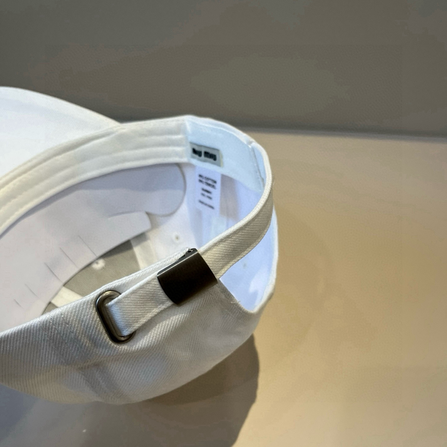  谬谬miumiu 原单春夏新款棒球帽，正品开模订制，原版做工细致质量超赞！