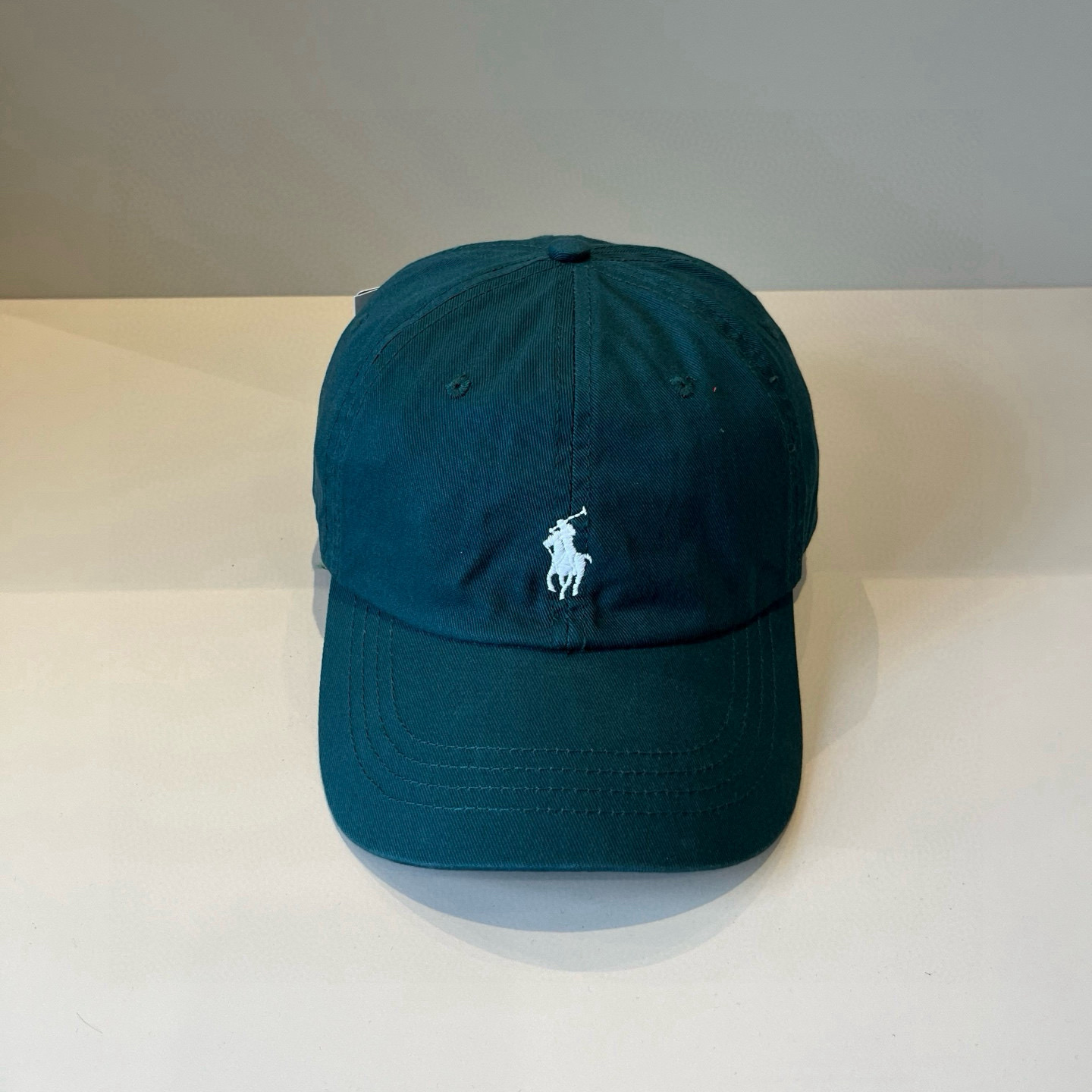  保罗🧢官网新品，棒球帽，原单品质火爆来袭 。🎩 工艺非常精美 高档大气上档次！低调奢华，方便携带！跑量