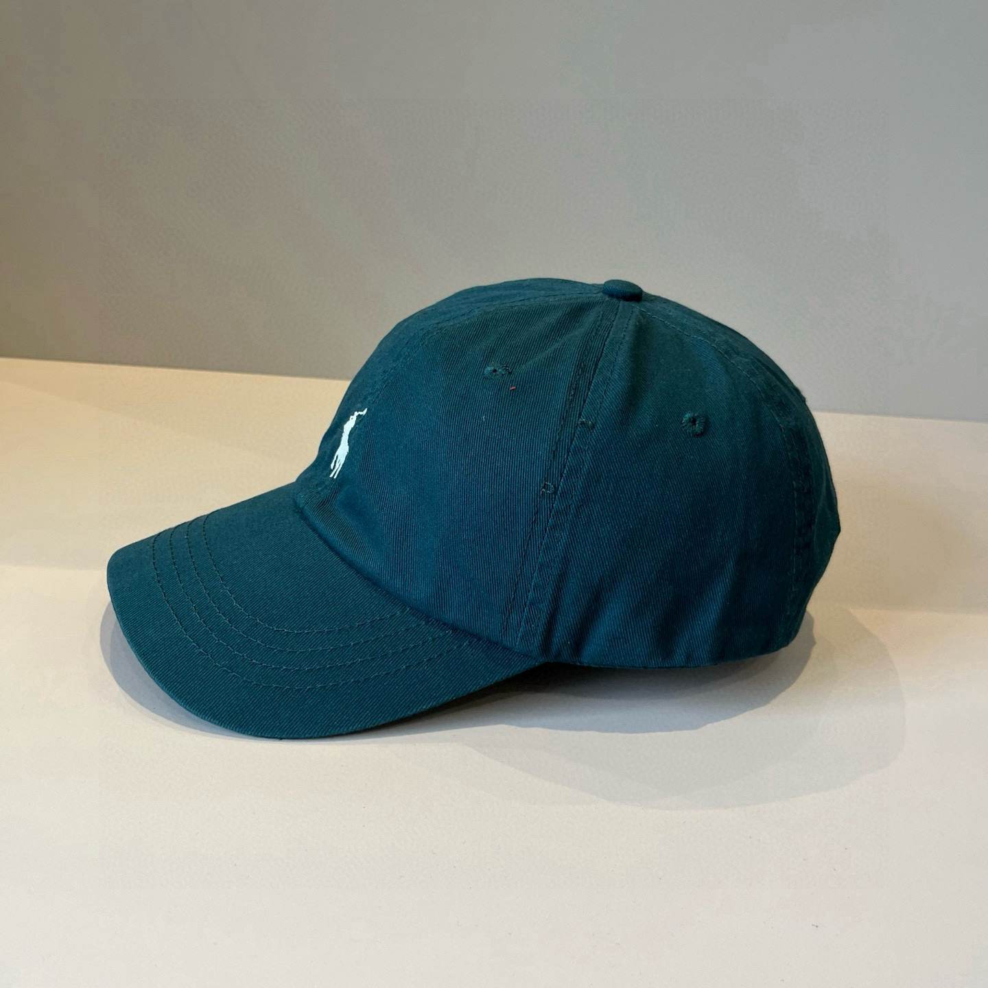  保罗🧢官网新品，棒球帽，原单品质火爆来袭 。🎩 工艺非常精美 高档大气上档次！低调奢华，方便携带！跑量