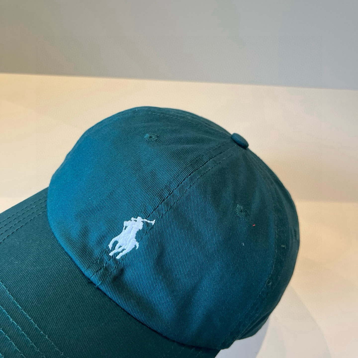  保罗🧢官网新品，棒球帽，原单品质火爆来袭 。🎩 工艺非常精美 高档大气上档次！低调奢华，方便携带！跑量