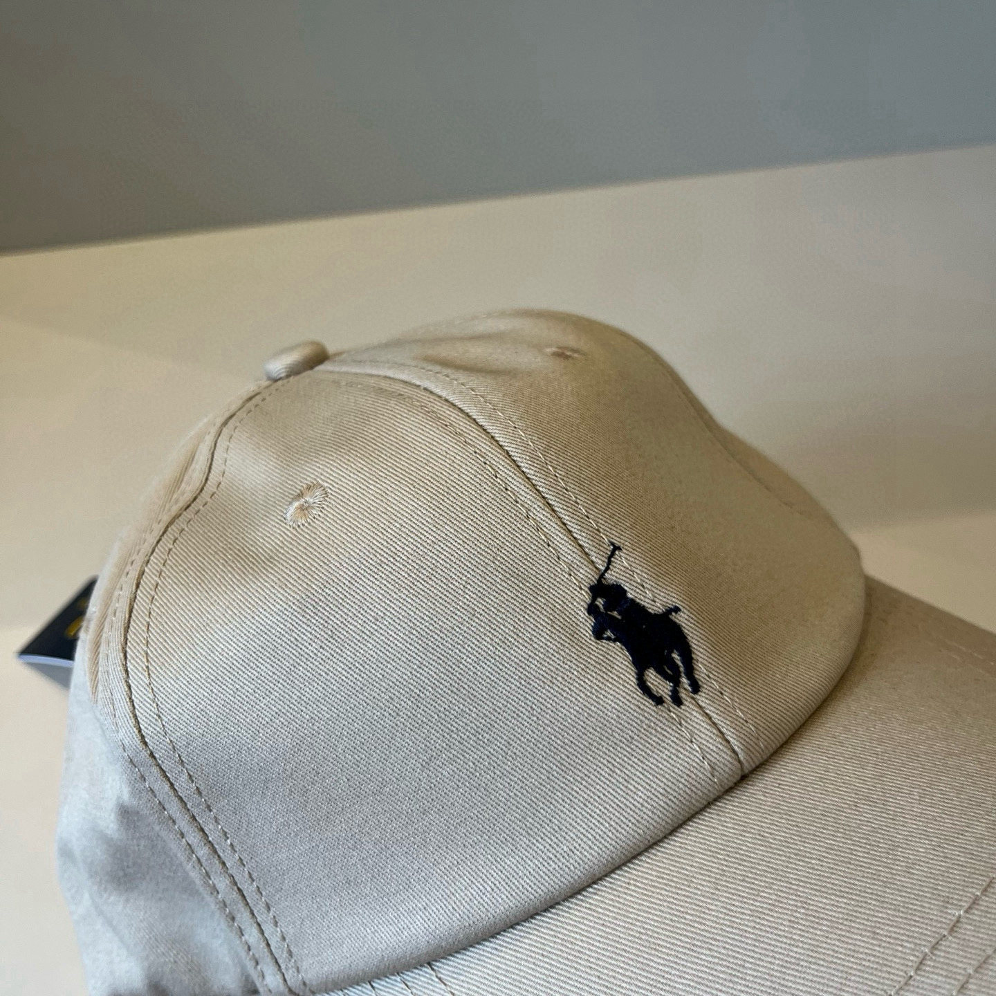  保罗🧢官网新品，棒球帽，原单品质火爆来袭 。🎩 工艺非常精美 高档大气上档次！低调奢华，方便携带！跑量