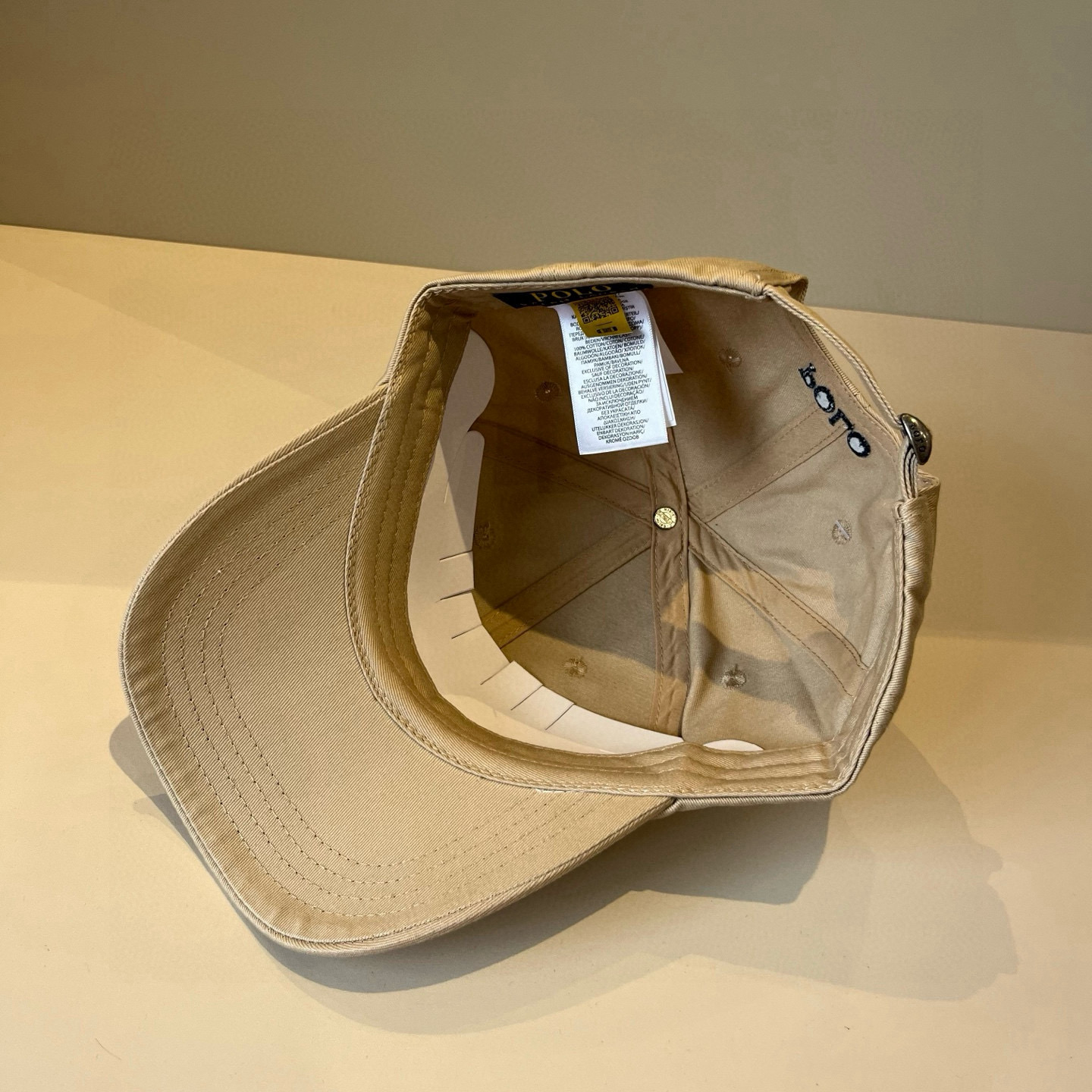  保罗🧢官网新品，棒球帽，原单品质火爆来袭 。🎩 工艺非常精美 高档大气上档次！低调奢华，方便携带！跑量