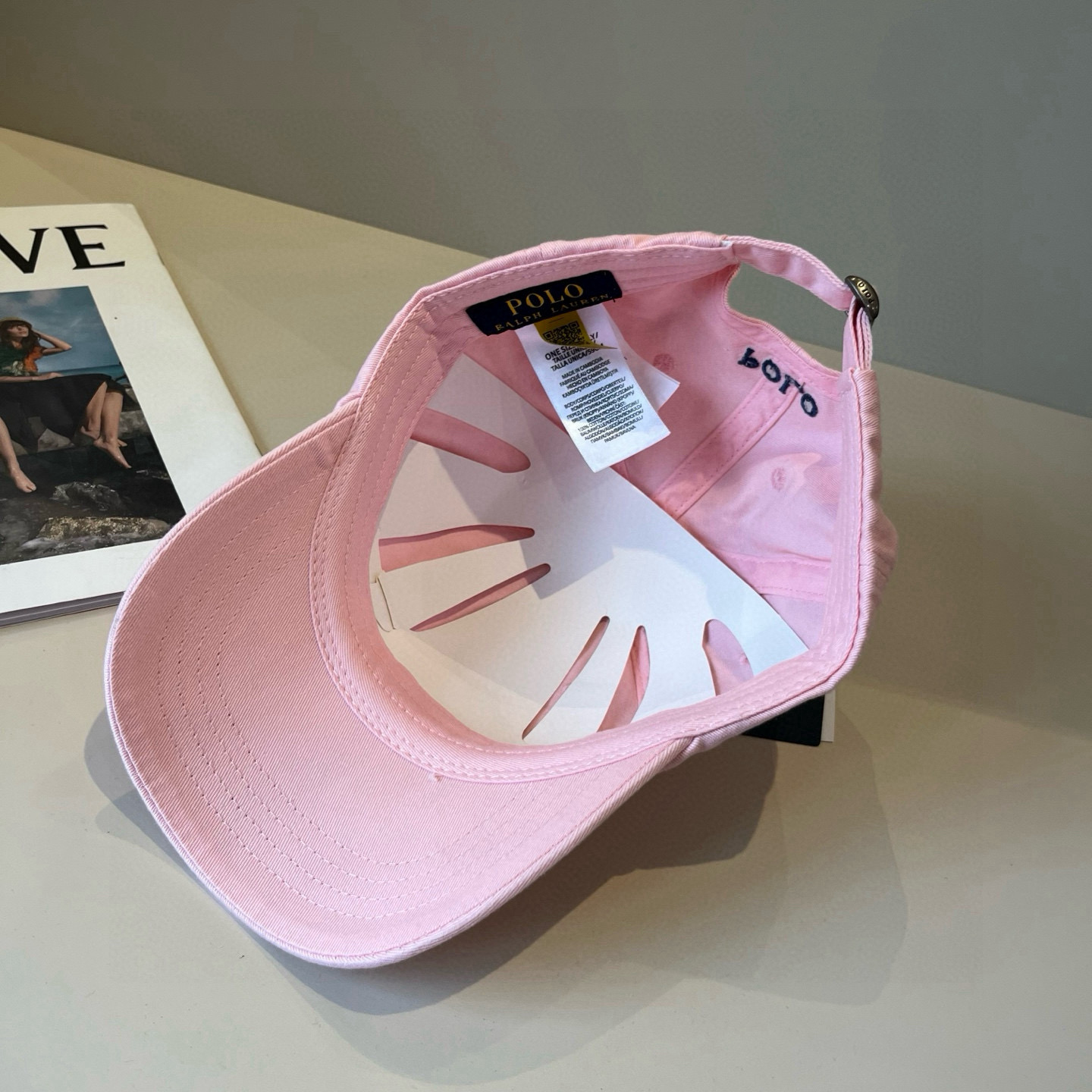  保罗🧢官网新品，棒球帽，原单品质火爆来袭 。🎩 工艺非常精美 高档大气上档次！低调奢华，方便携带！跑量