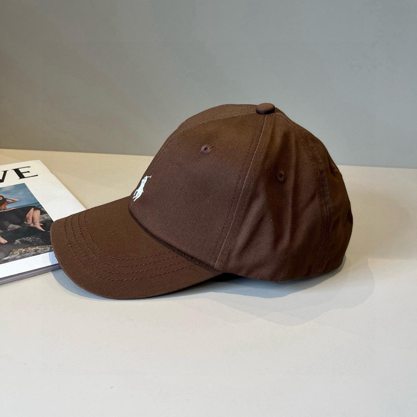  保罗🧢官网新品，棒球帽，原单品质火爆来袭 。🎩 工艺非常精美 高档大气上档次！低调奢华，方便携带！跑量