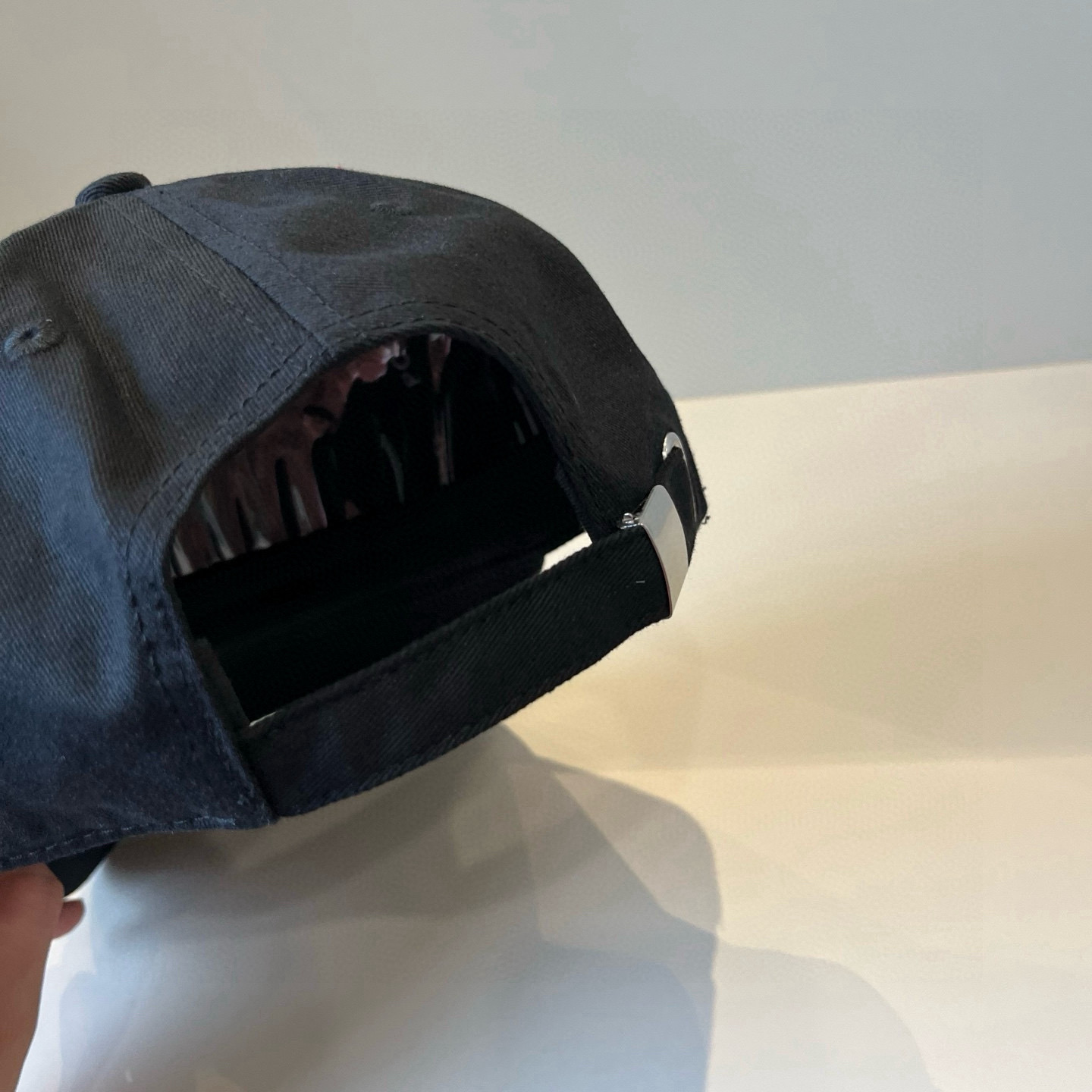  保罗🧢官网新品，棒球帽，原单品质火爆来袭 。🎩 工艺非常精美 高档大气上档次！低调奢华，方便携带！跑量