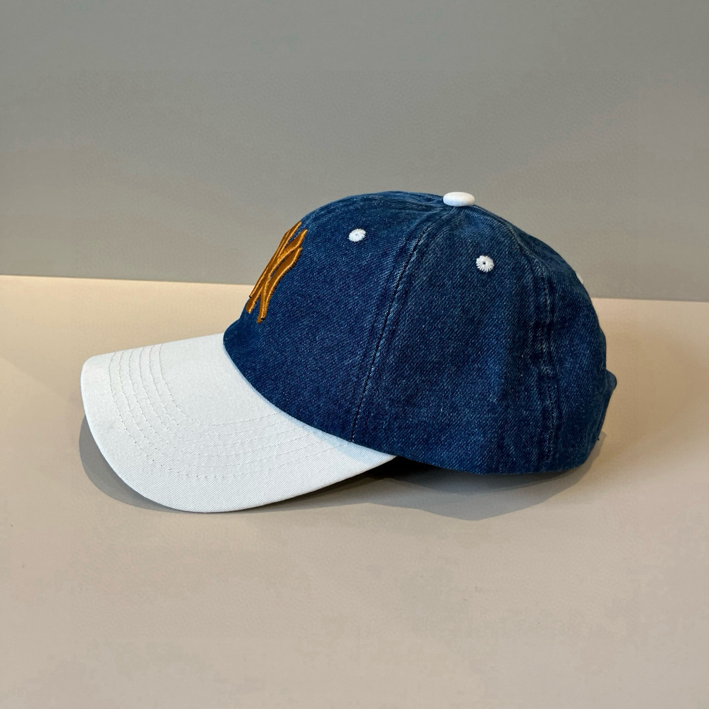  新品ꫛꫀꪝ ❥——❤专柜品质，细节就是完美
MLB拼接新款 官网步上新Ny🧢，代购版本 质量看细节好！