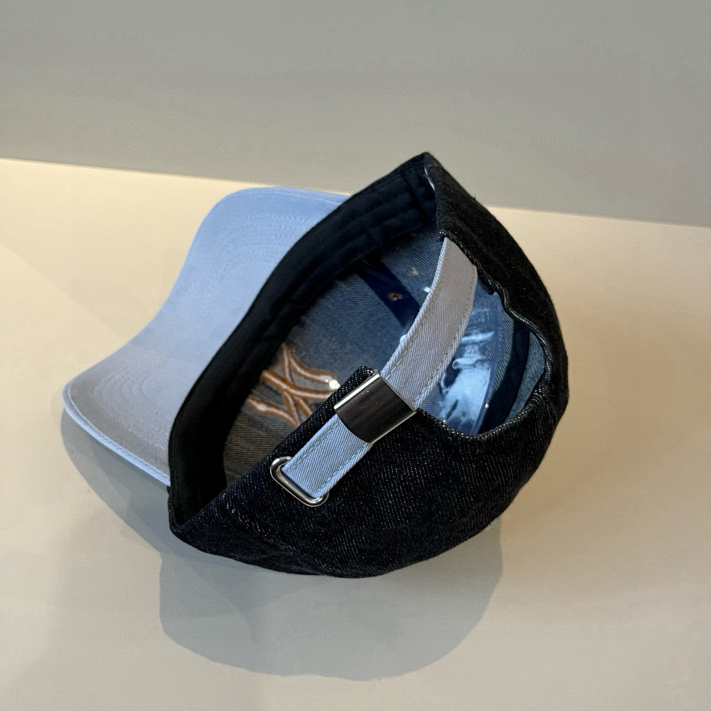  新品ꫛꫀꪝ ❥——❤专柜品质，细节就是完美
MLB拼接新款 官网步上新Ny🧢，代购版本 质量看细节好！