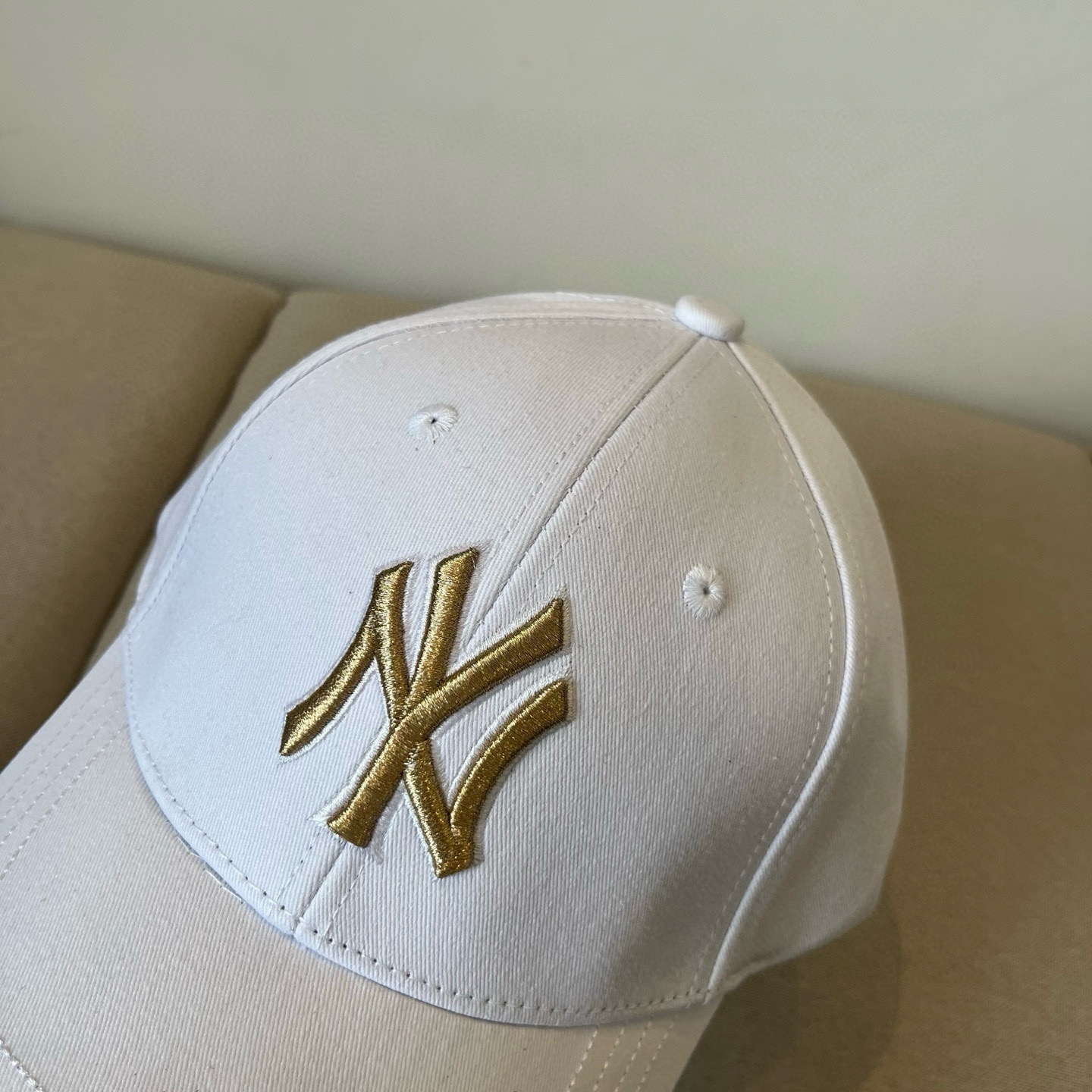  新品ꫛꫀꪝ ❥——❤专柜品质，细节就是完美
MLB拼接新款 官网步上新Ny🧢，代购版本 质量看细节好！