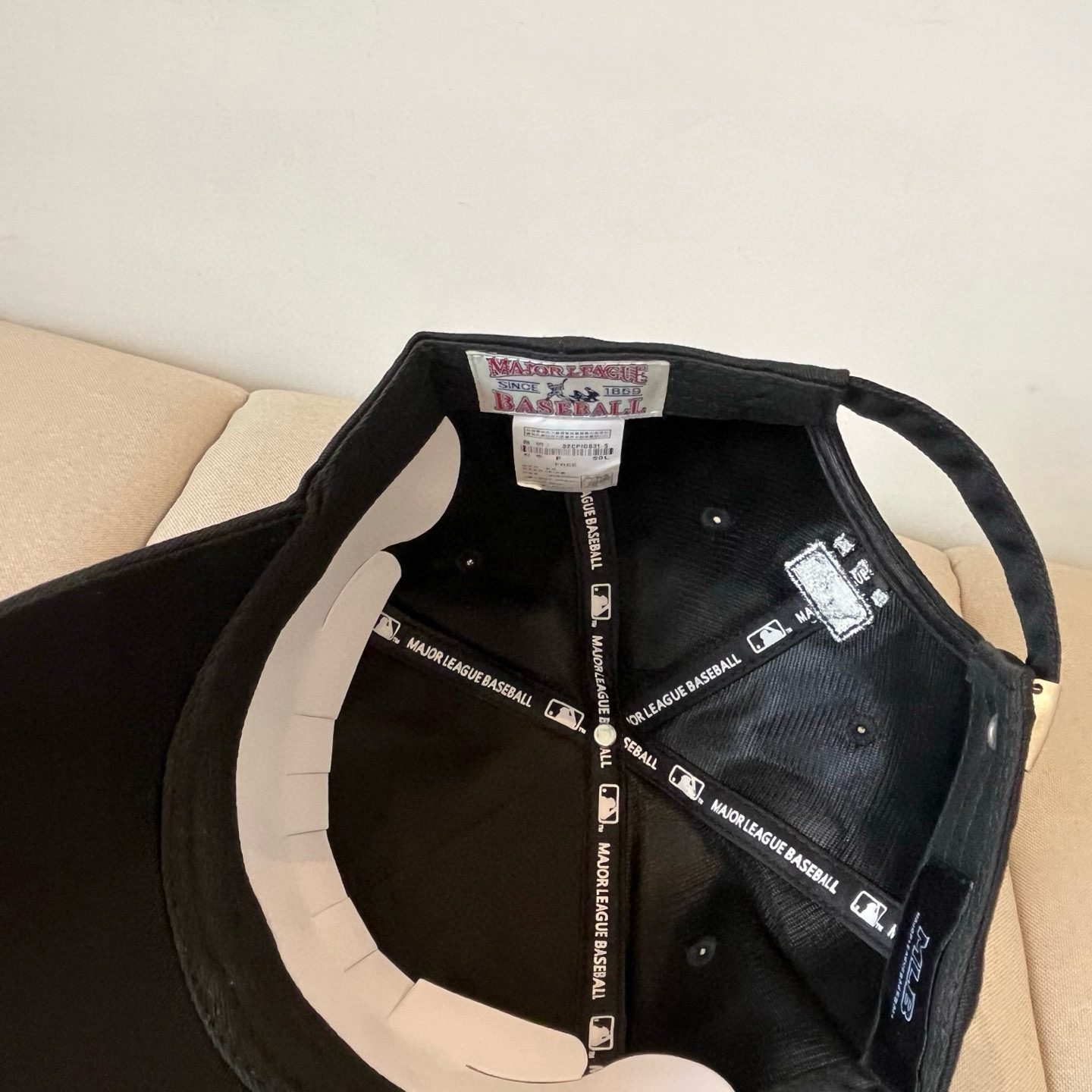  新品ꫛꫀꪝ ❥——❤专柜品质，细节就是完美
MLB拼接新款 官网步上新Ny🧢，代购版本 质量看细节好！