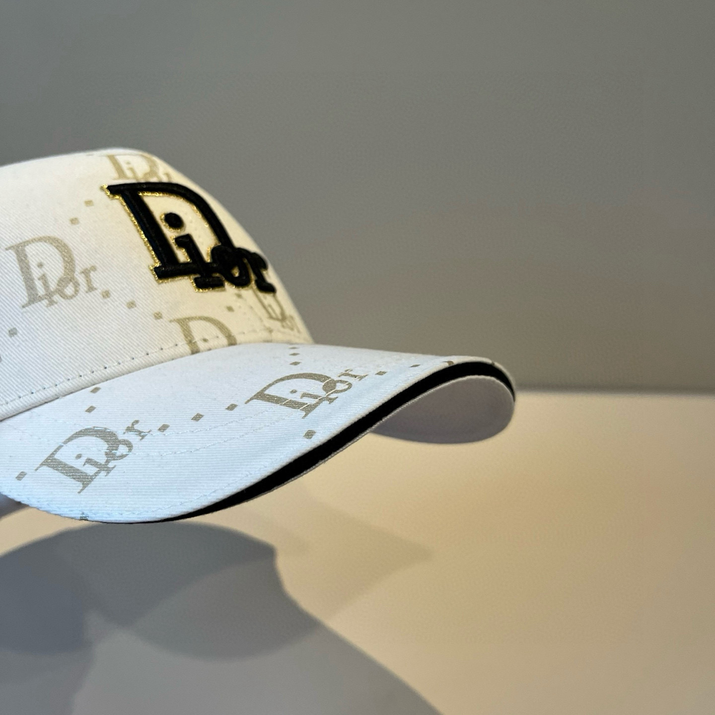 【DIOR迪奥】新款走量简约棒球帽🧢，新款出货，大牌款超好搭配，赶紧入手！