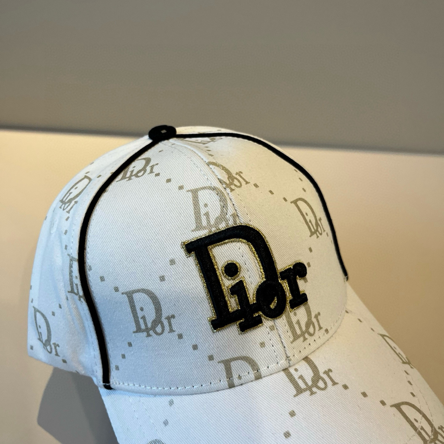 【DIOR迪奥】新款走量简约棒球帽🧢，新款出货，大牌款超好搭配，赶紧入手！