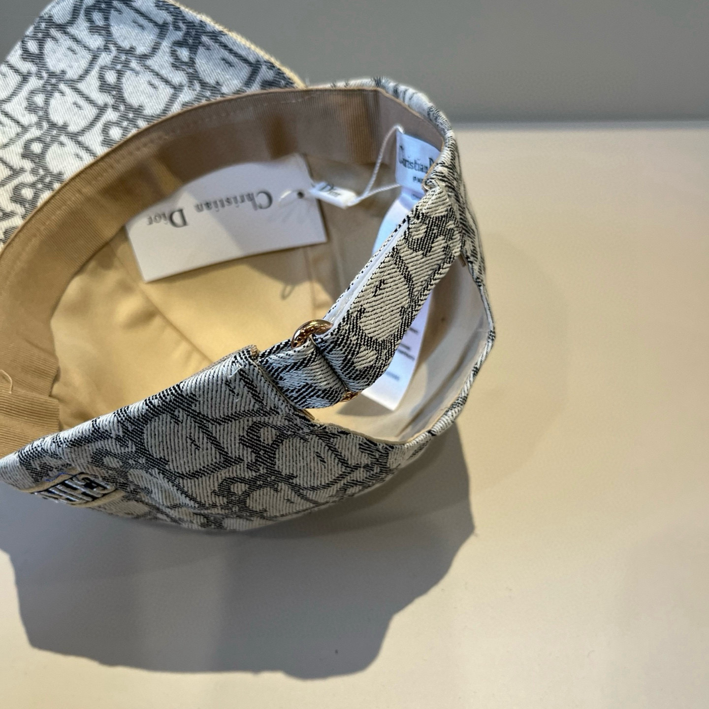 【DIOR迪奥】新款走量简约棒球帽🧢，新款出货，大牌款超好搭配，赶紧入手！