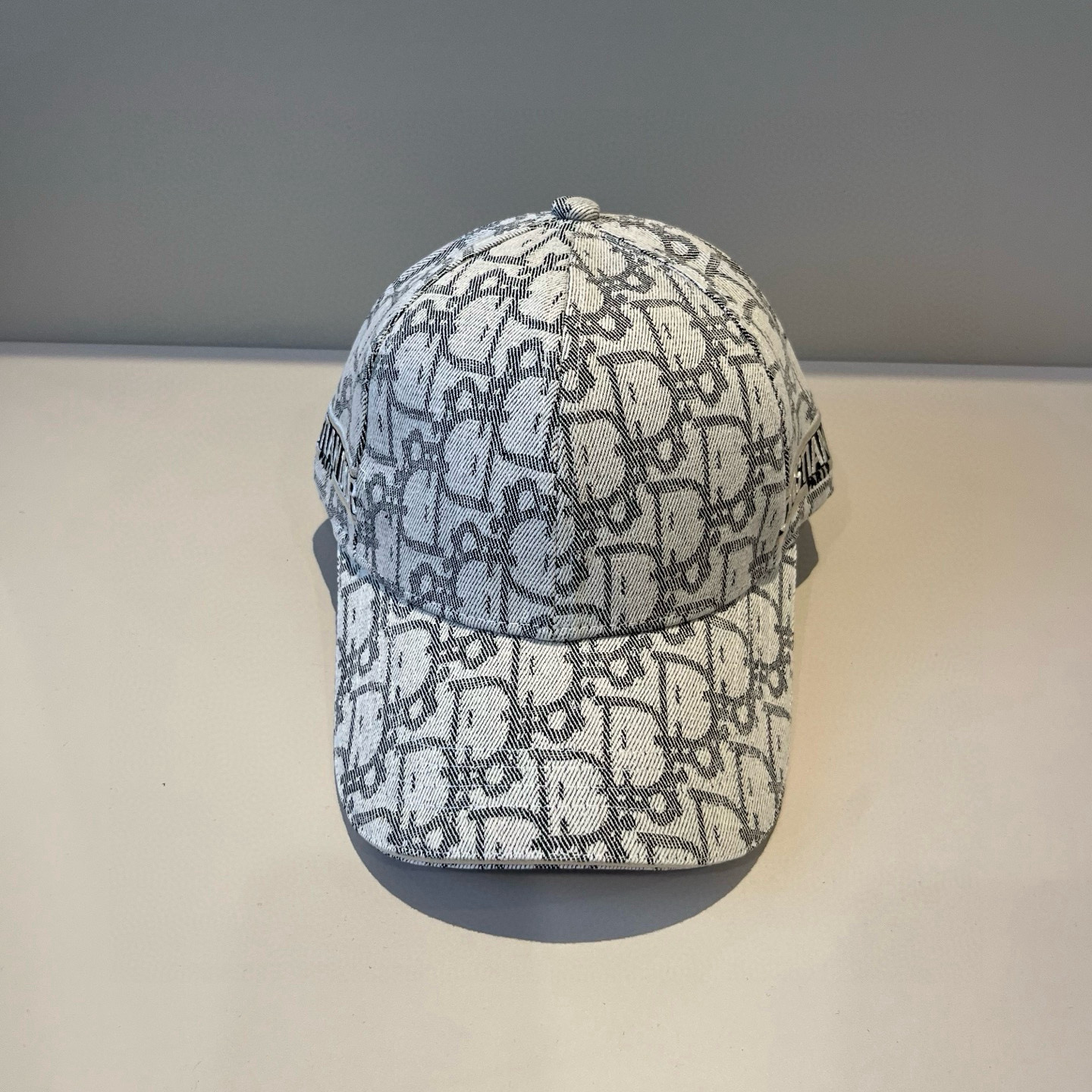 【DIOR迪奥】新款走量简约棒球帽🧢，新款出货，大牌款超好搭配，赶紧入手！