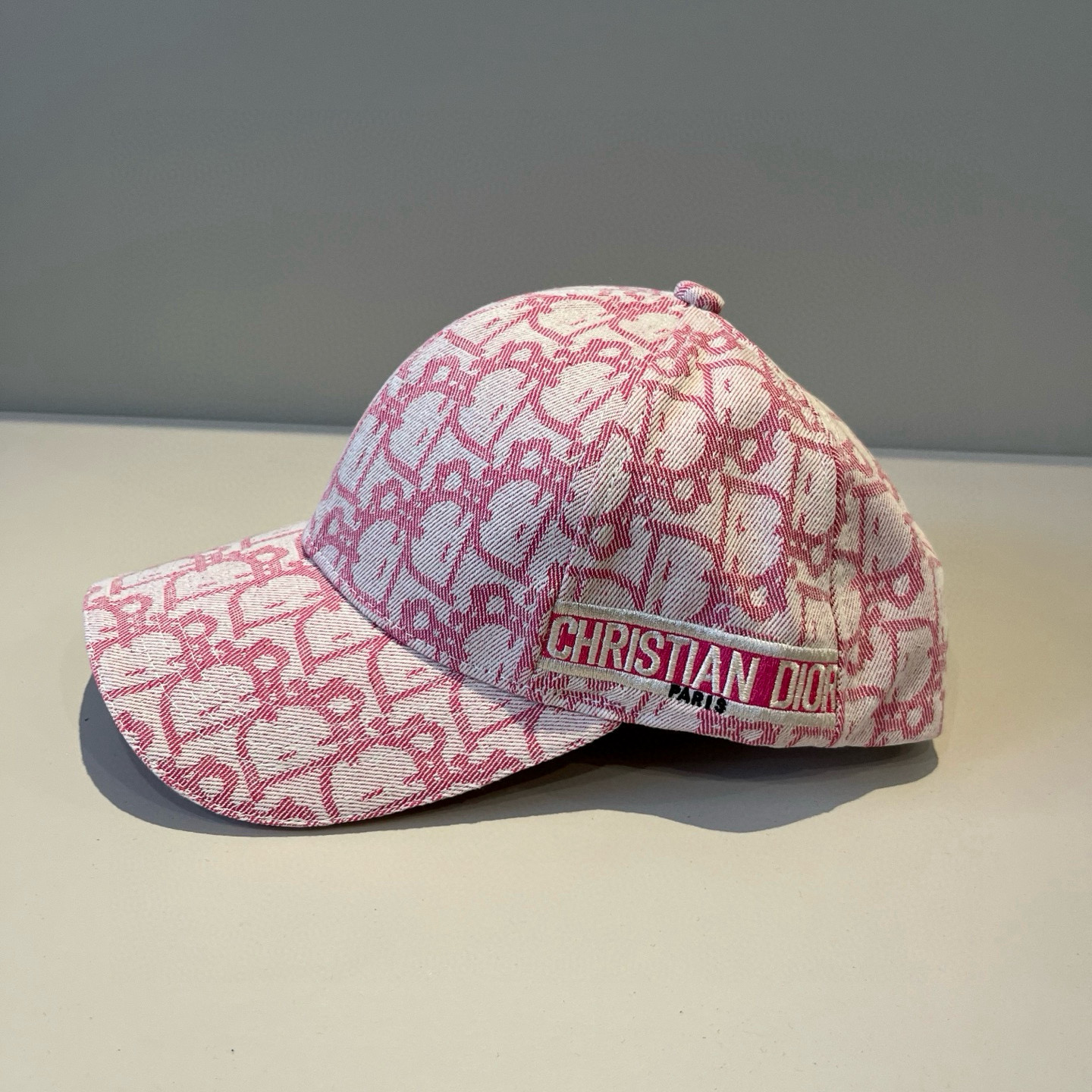 【DIOR迪奥】新款走量简约棒球帽🧢，新款出货，大牌款超好搭配，赶紧入手！
