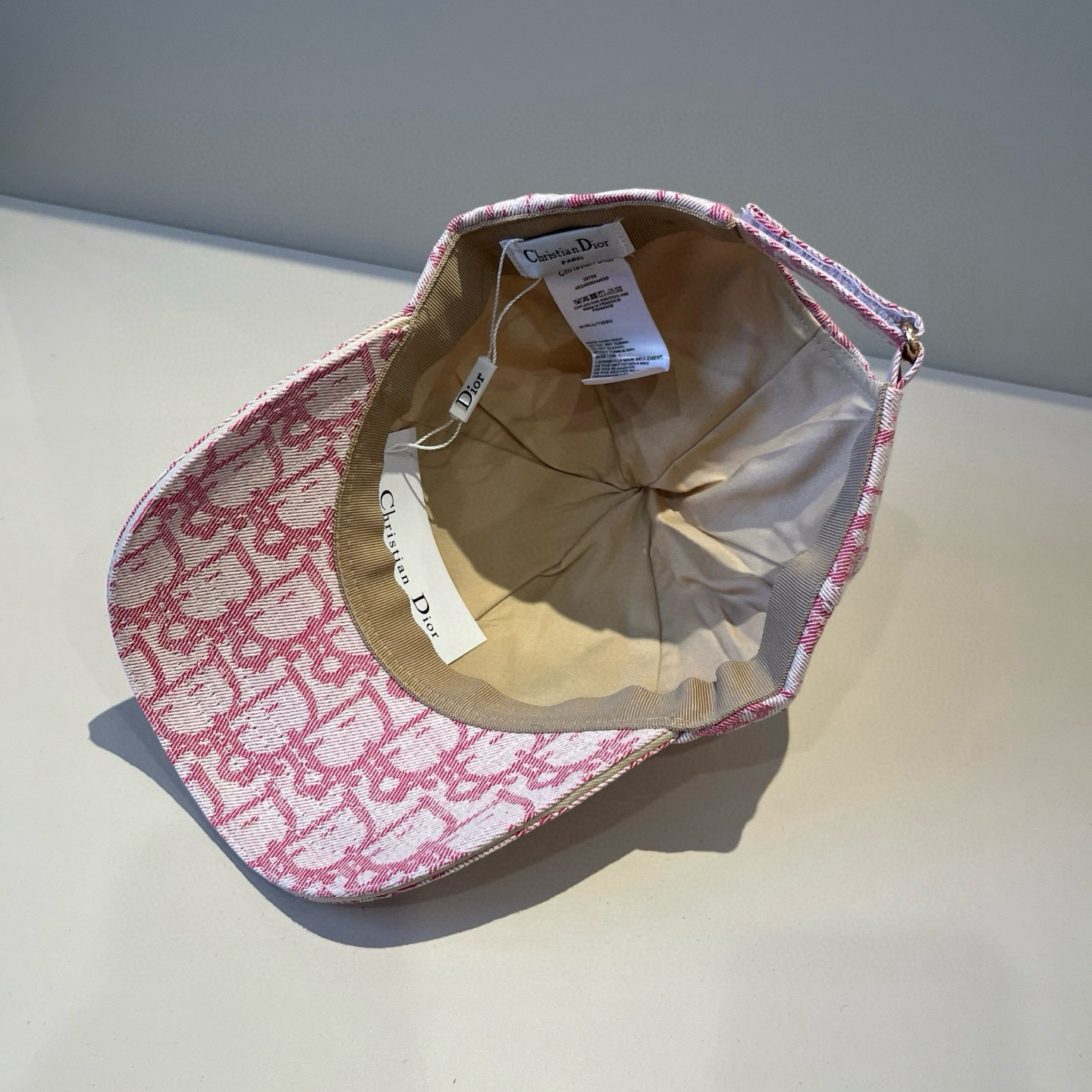 【DIOR迪奥】新款走量简约棒球帽🧢，新款出货，大牌款超好搭配，赶紧入手！