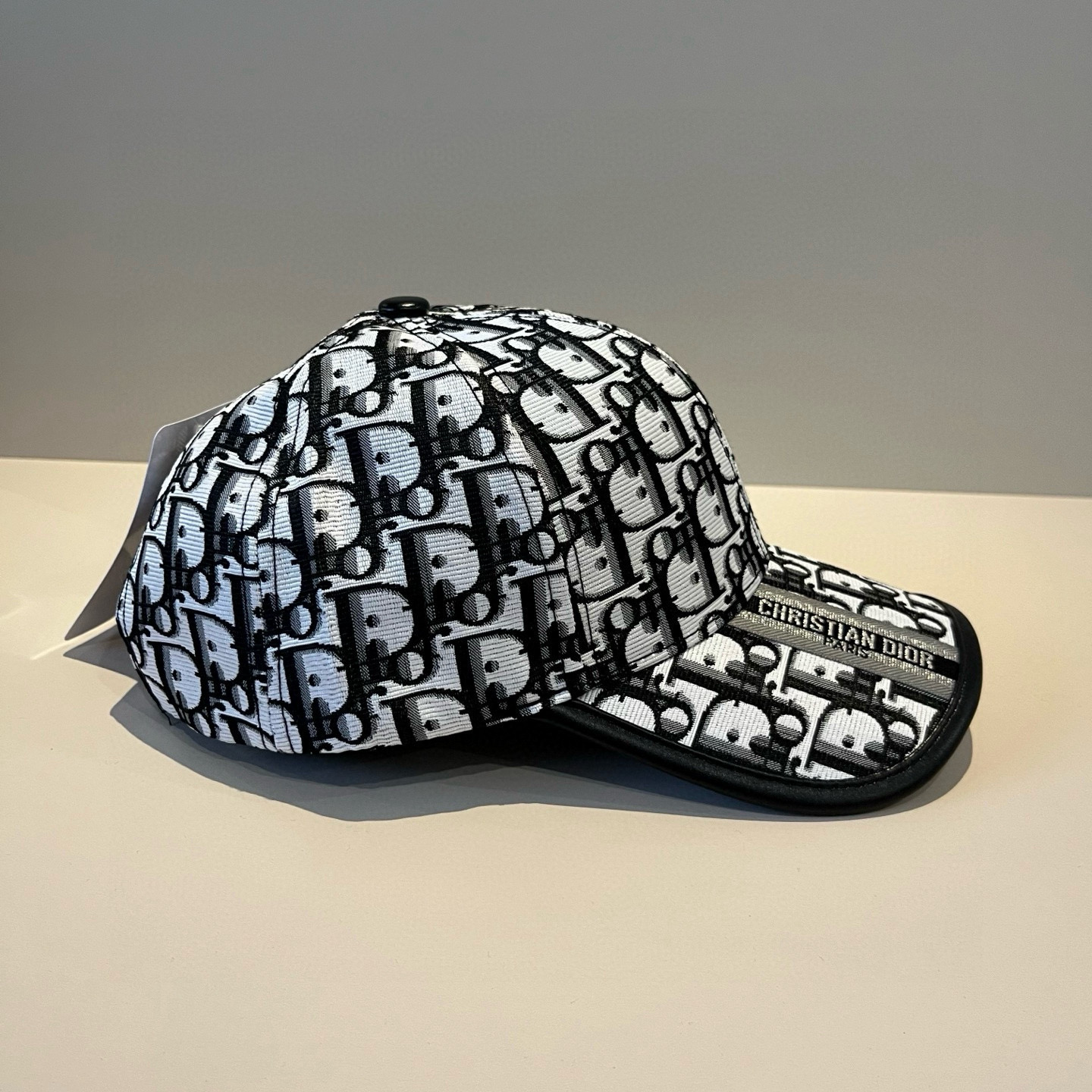 【DIOR迪奥】新款走量简约棒球帽🧢，新款出货，大牌款超好搭配，赶紧入手！