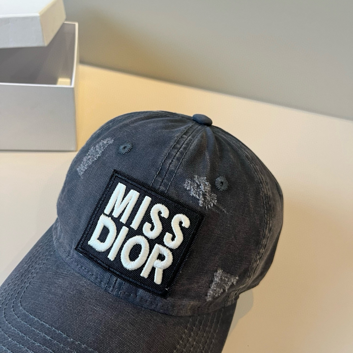 【DIOR迪奥】新款走量简约棒球帽🧢，新款出货，大牌款超好搭配，赶紧入手！