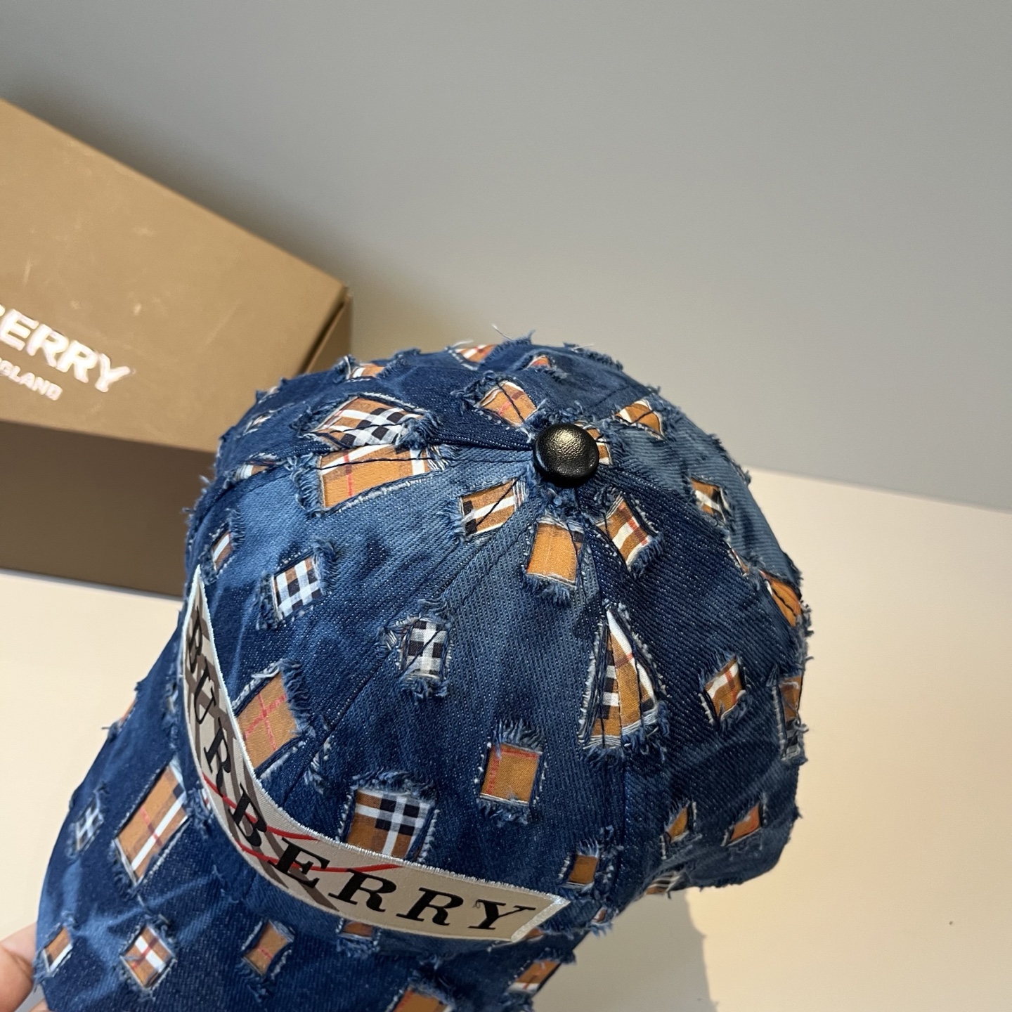  BURBERRY巴宝利早春新款棒球帽，简约尚时风，男女同款！高质品，尊享品质感！